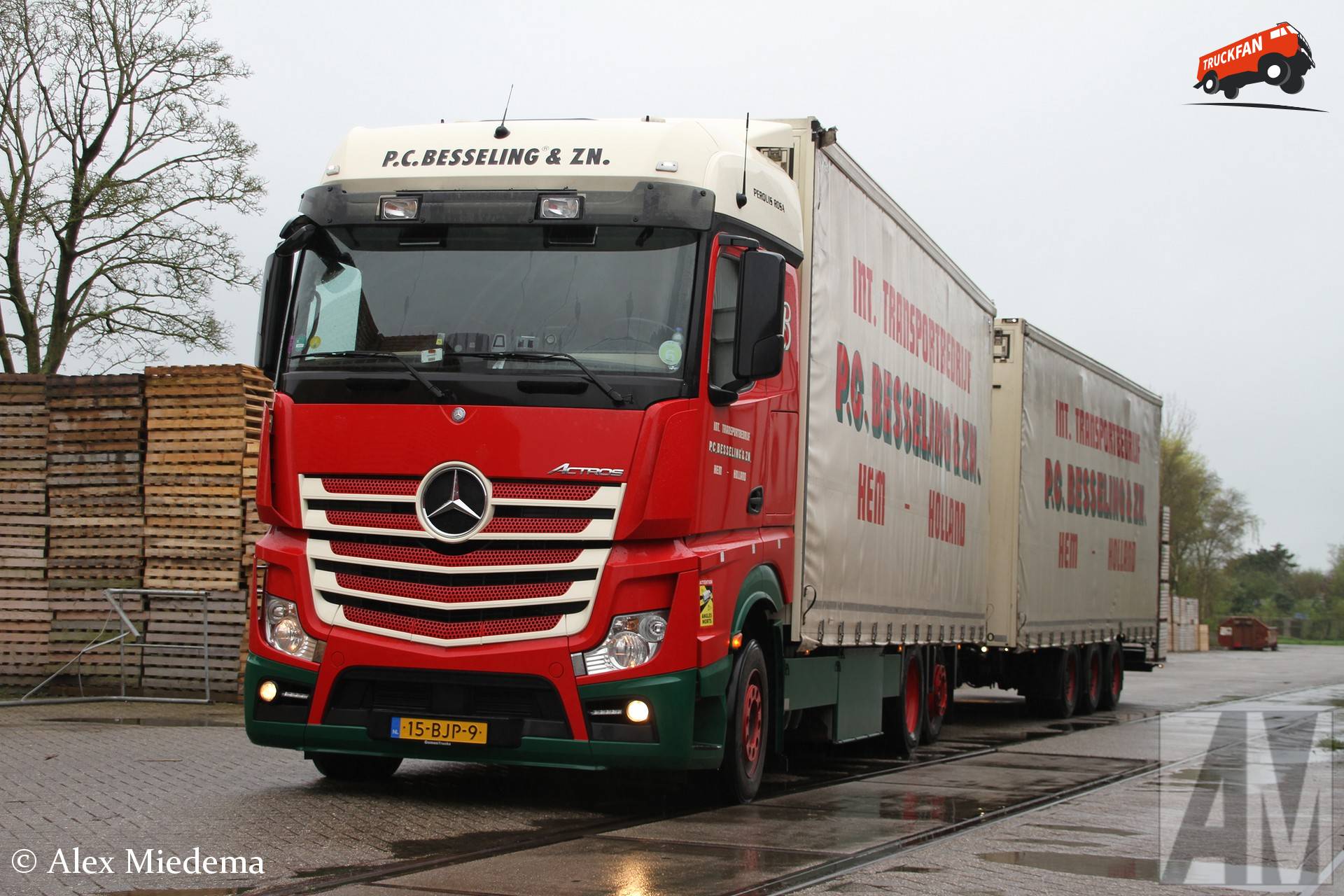 Mercedes-Benz Actros MP4