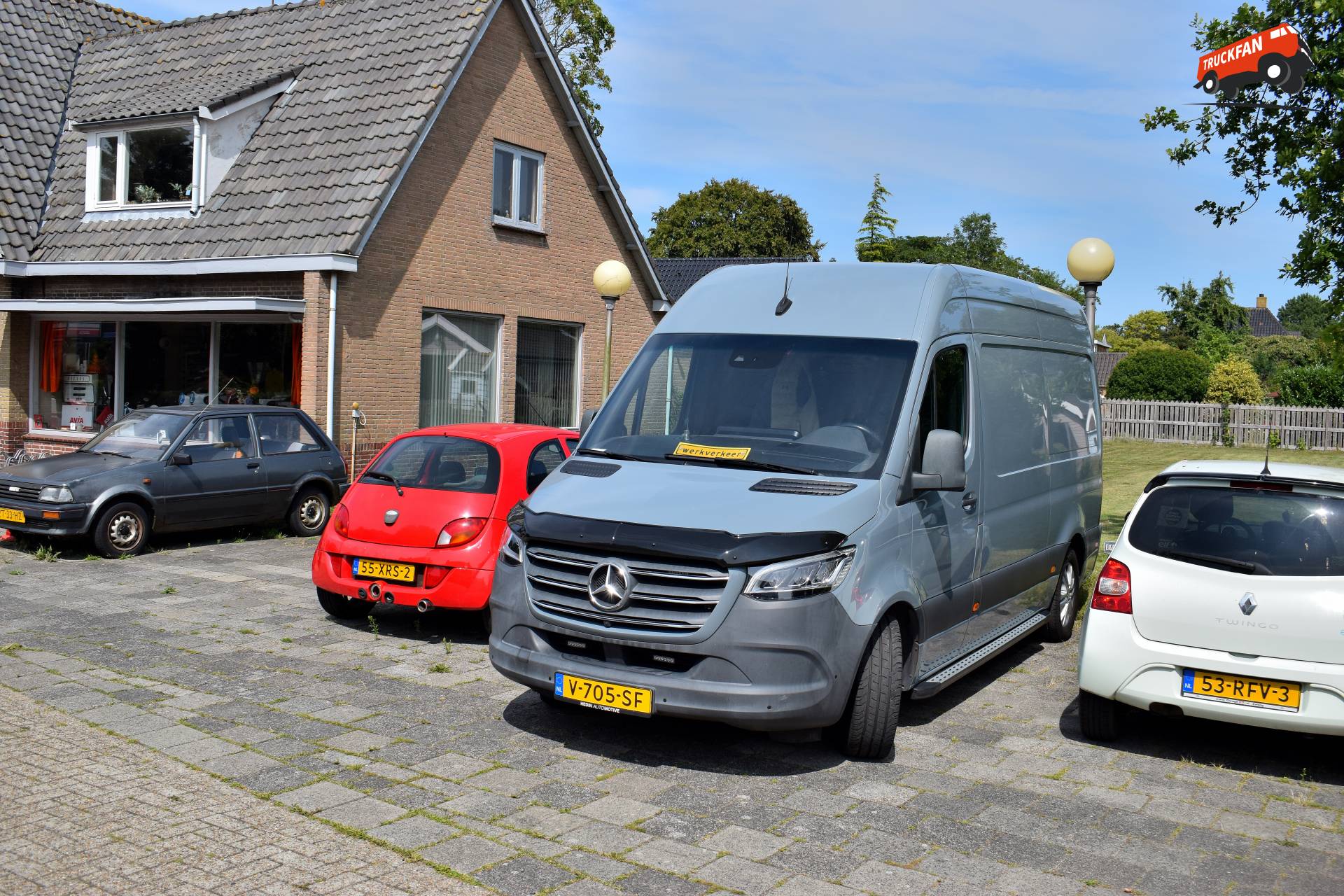 Mercedes-Benz Sprinter