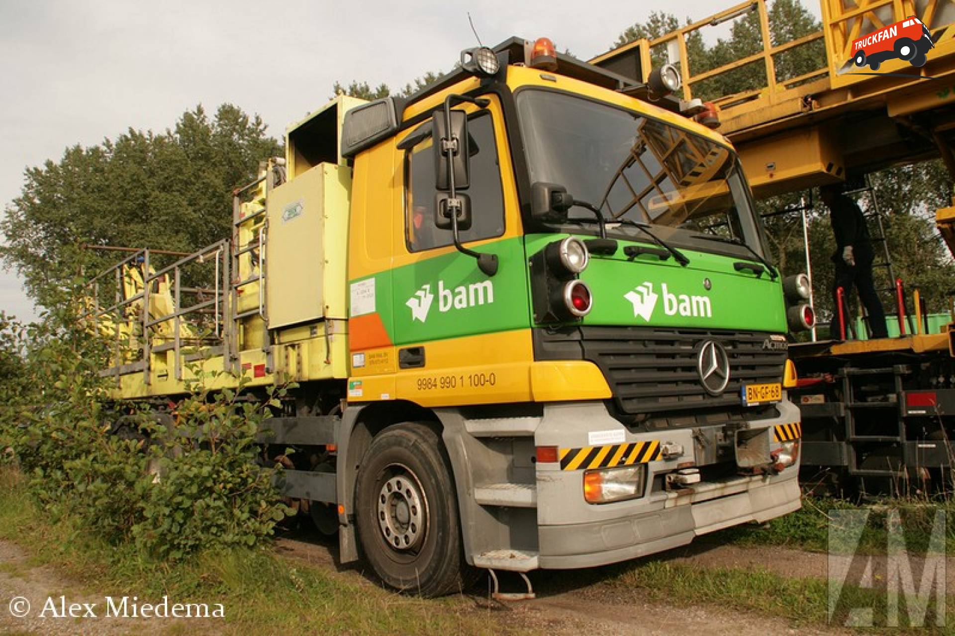 Mercedes-Benz Actros MP1