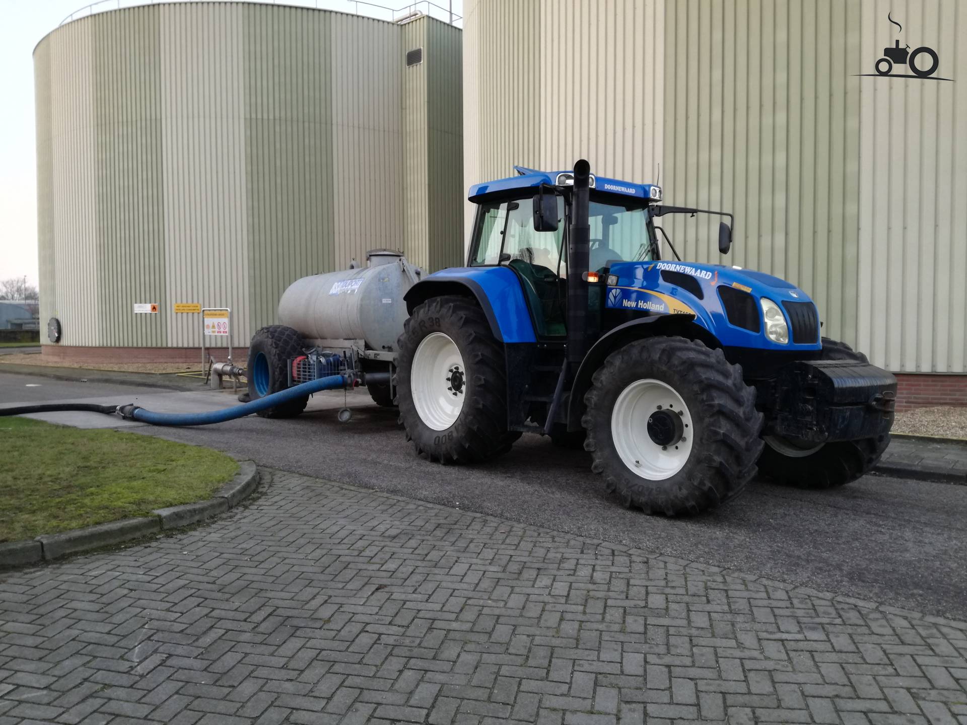 Foto New Holland TVT 155 van Loon-grondverzetbedrijf Doornewaard