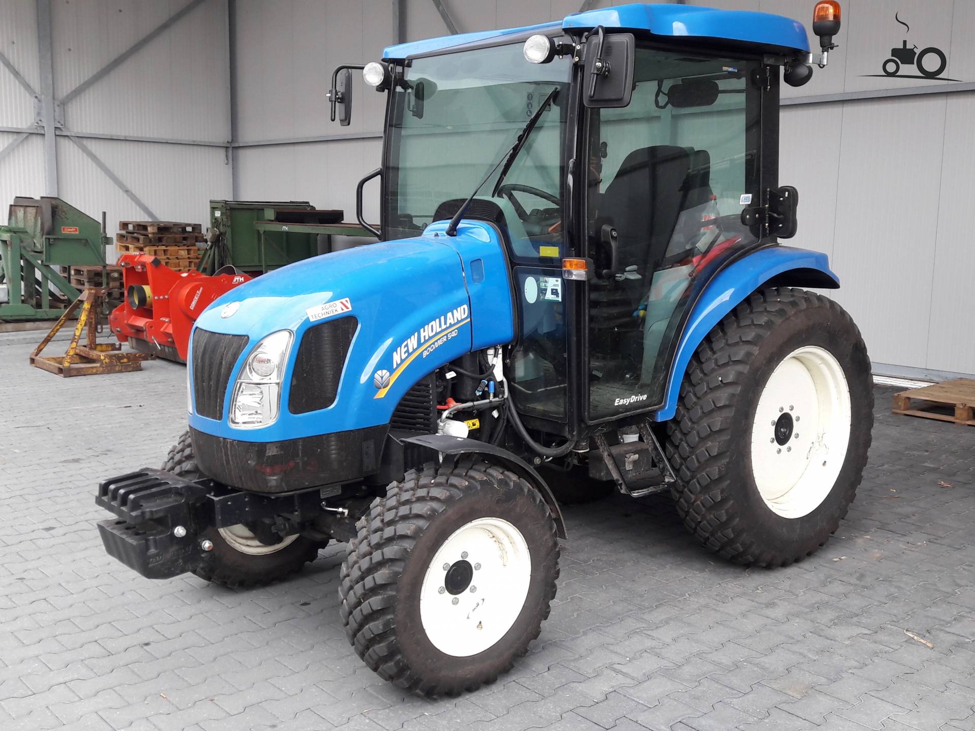 Foto New Holland Boomer #1293914