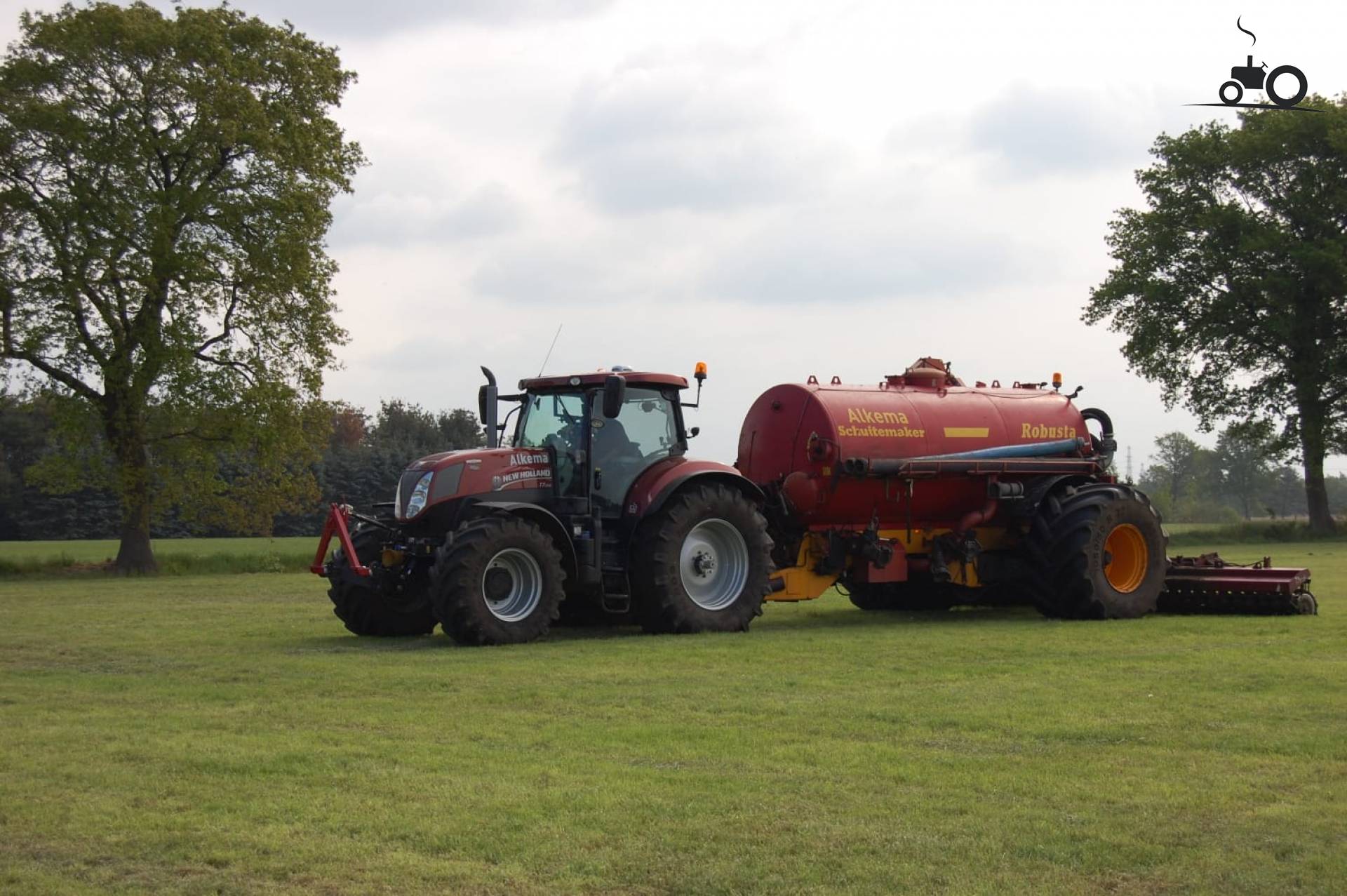 Foto New Holland T Van Loonbedrijf Alkema