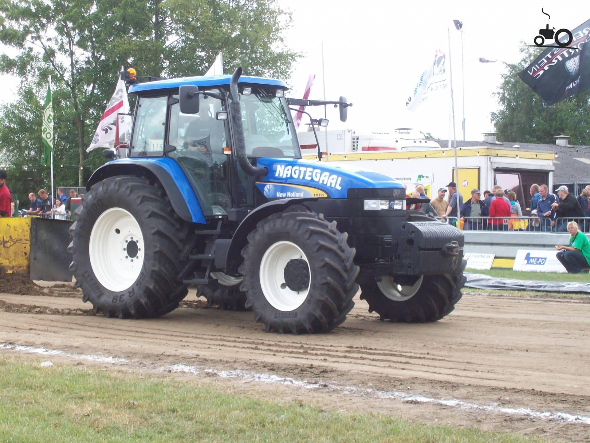 Foto New Holland TM 155 #139583