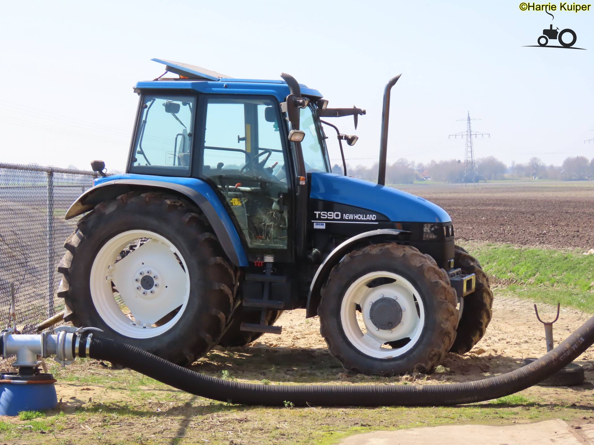 Foto New Holland TS 90 #1410510