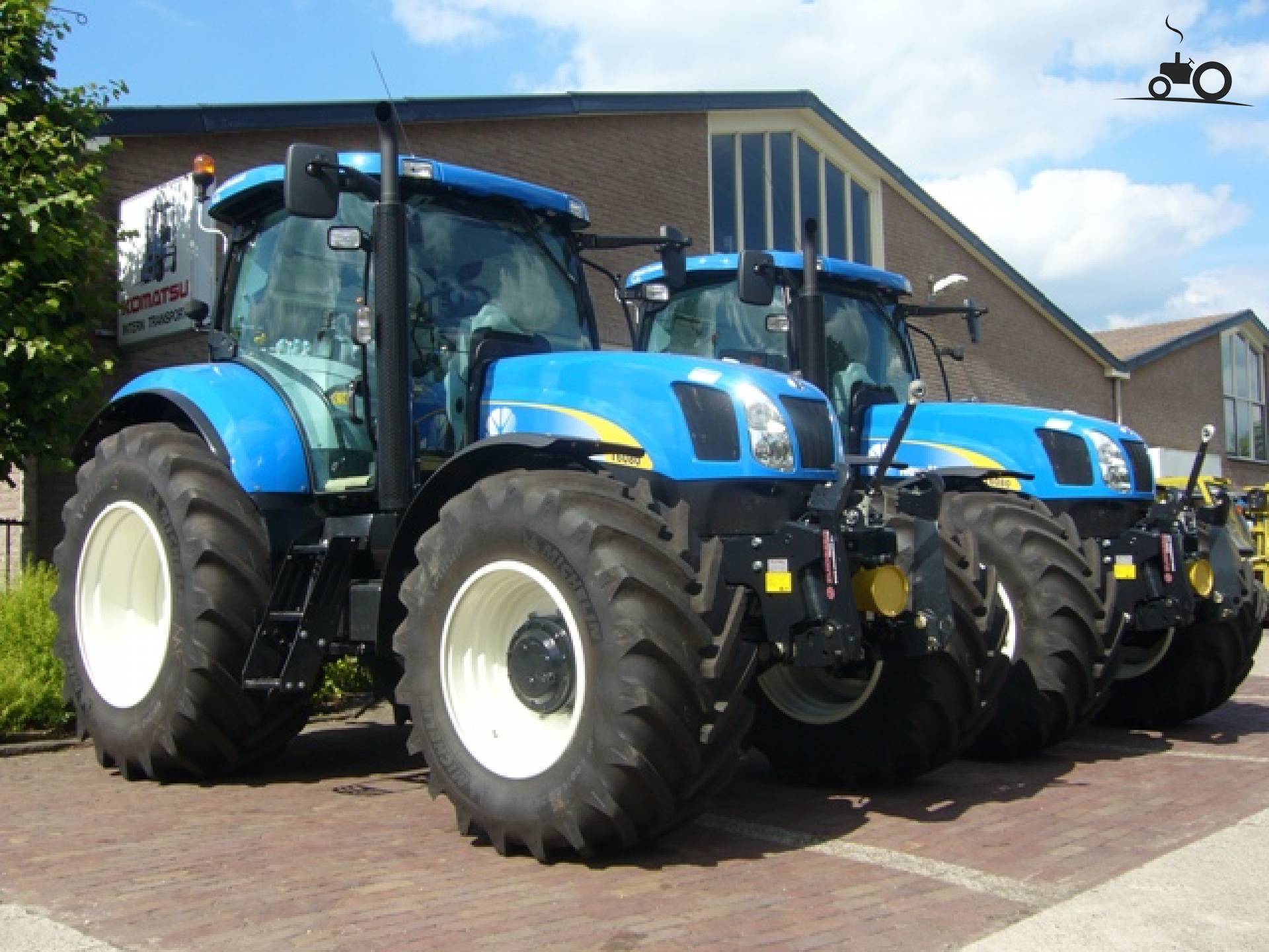 Foto New Holland T 6080 143357