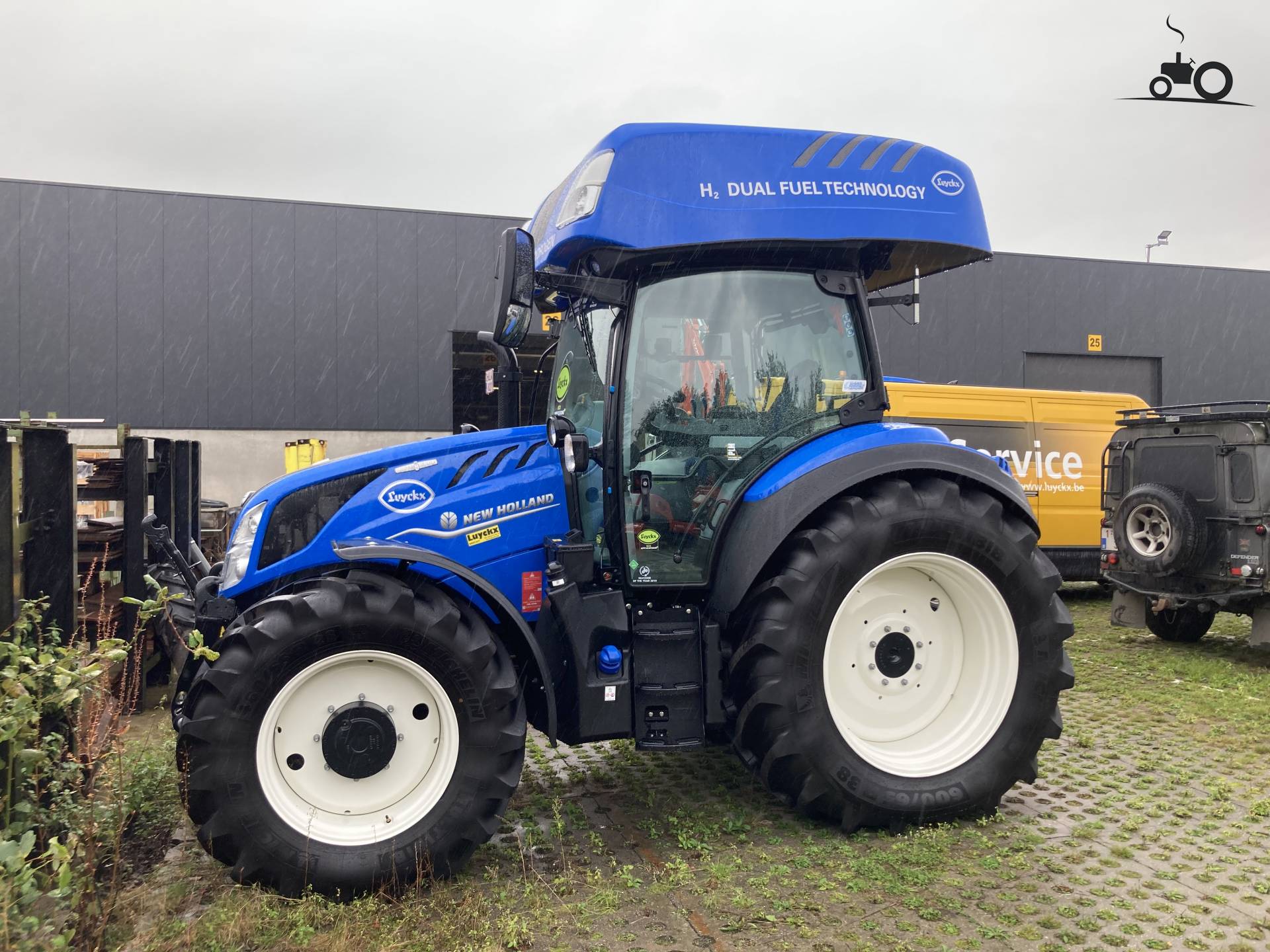 New Holland Onbekend Österreich Traktor foto 1440178