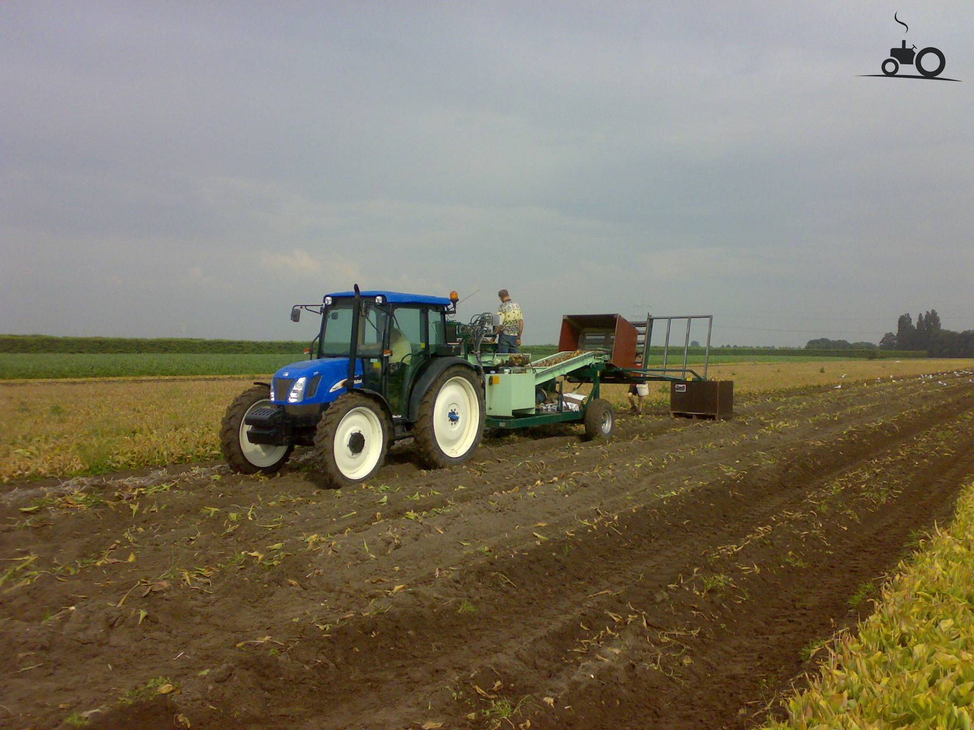 New Holland TND 70 A Fan Club - Specs, Photos, Reviews & Forum