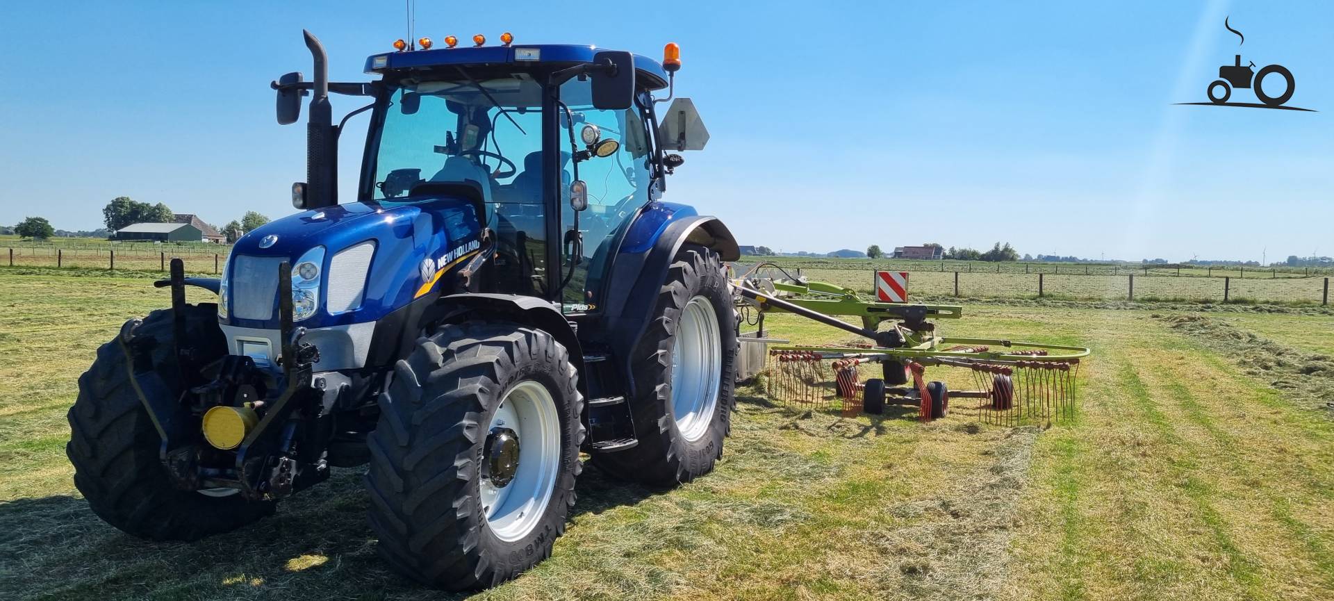 New Holland T Italia Trattore Immagine