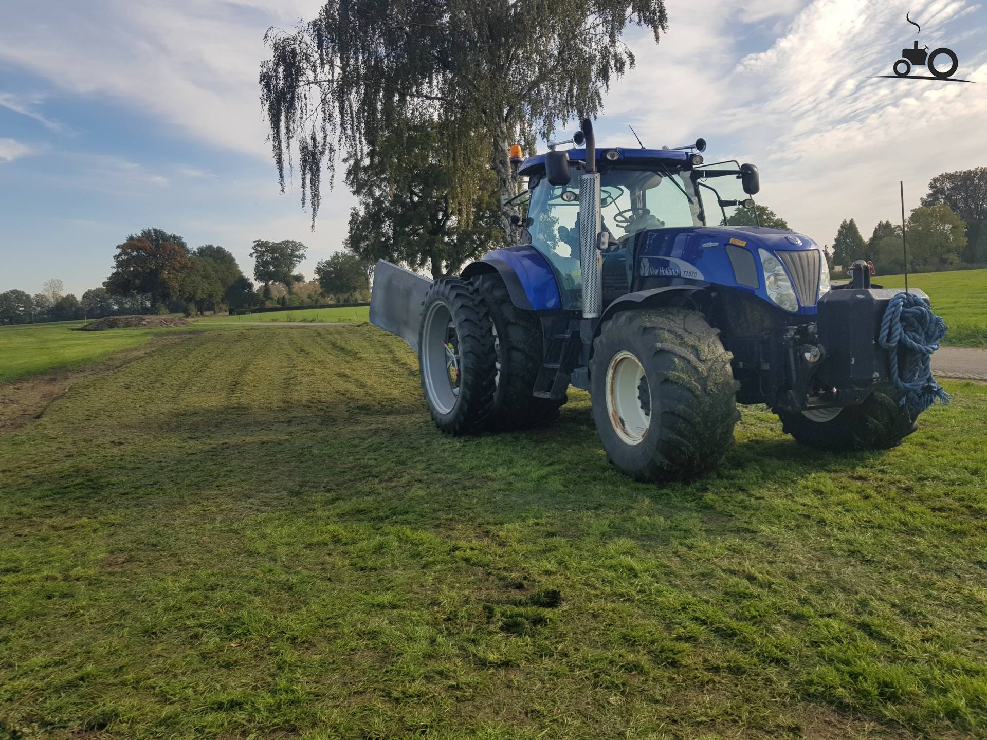 Foto New Holland T