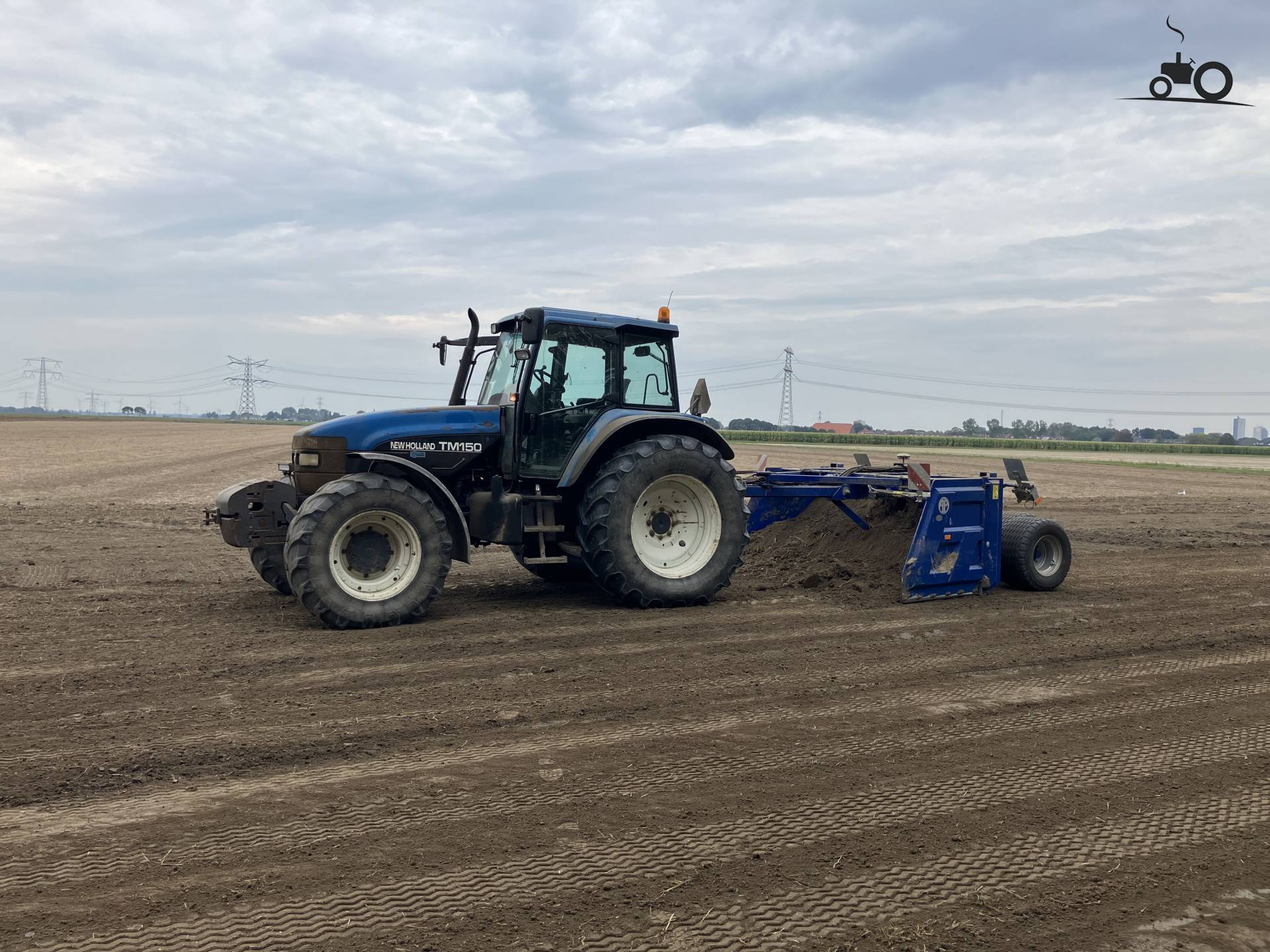 New Holland TM 150