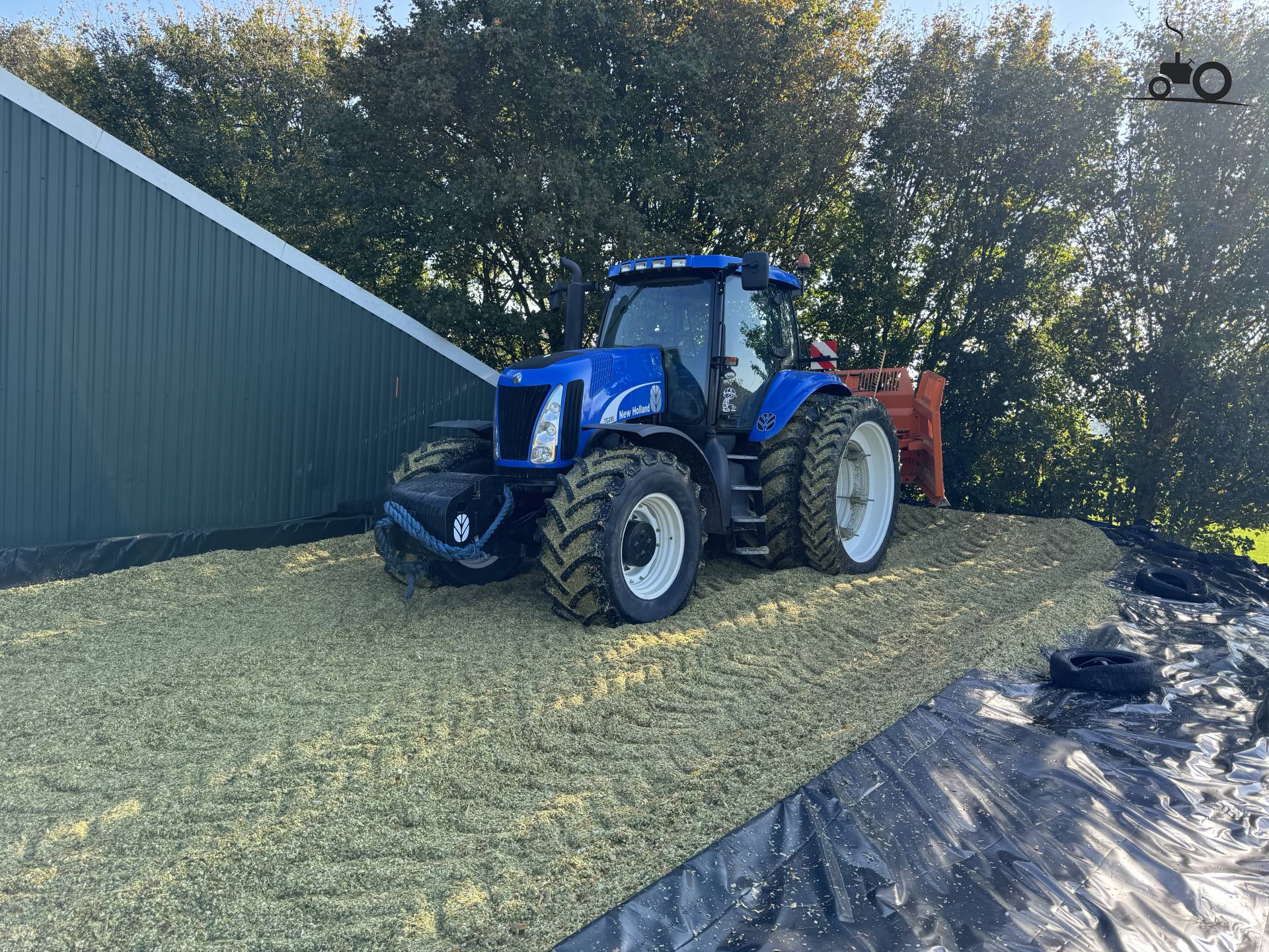 New Holland TG 285 Fanclub - Specificaties, Foto's, Reviews & Forum