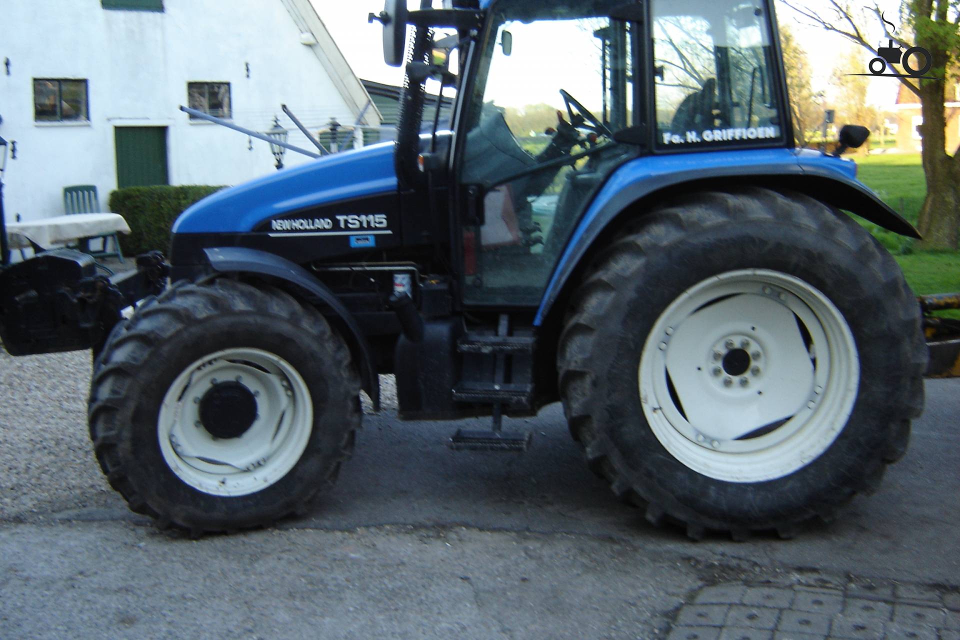 Foto New Holland TS 115 #35209