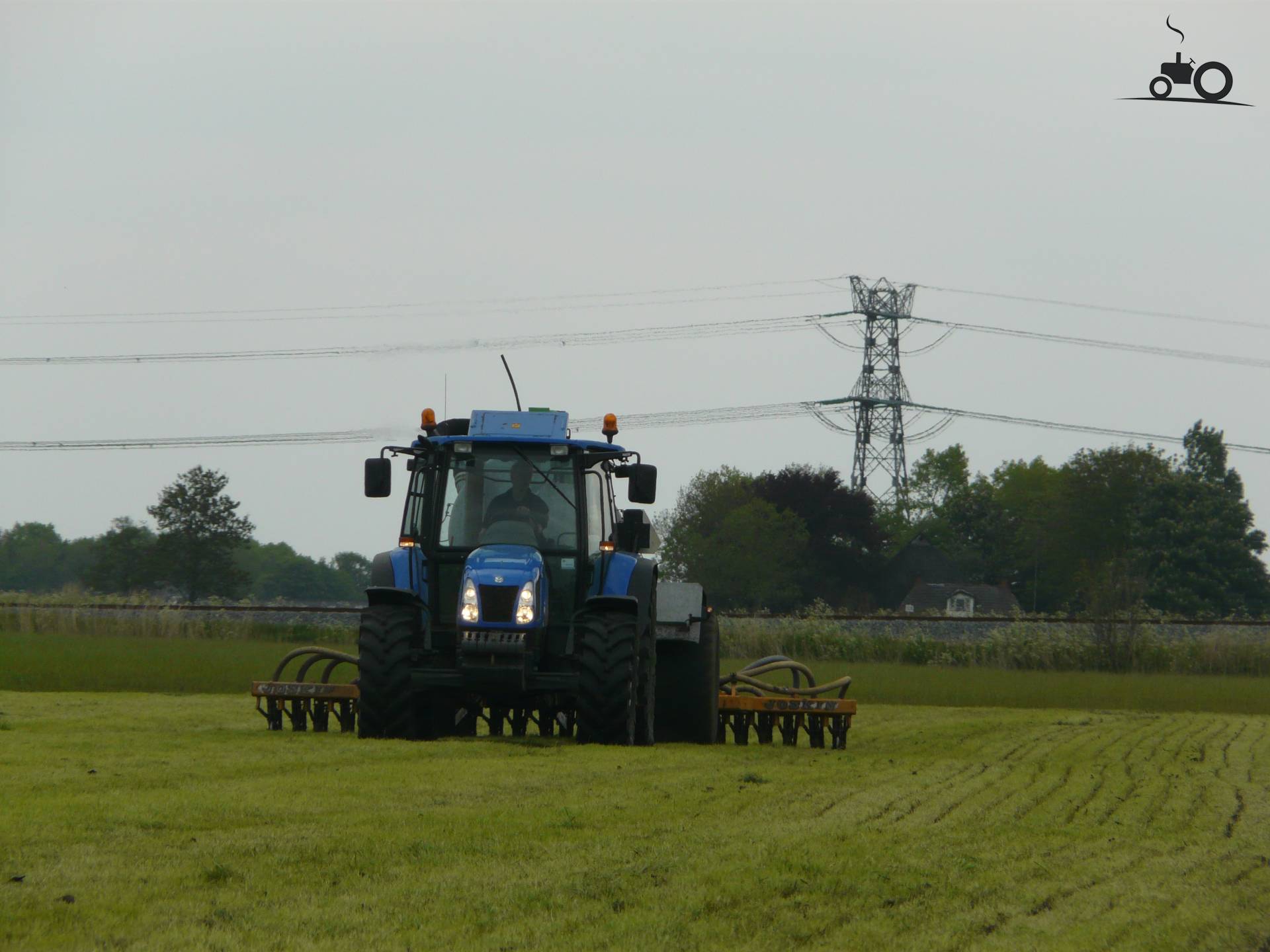 Foto New Holland TL 90 A #363446