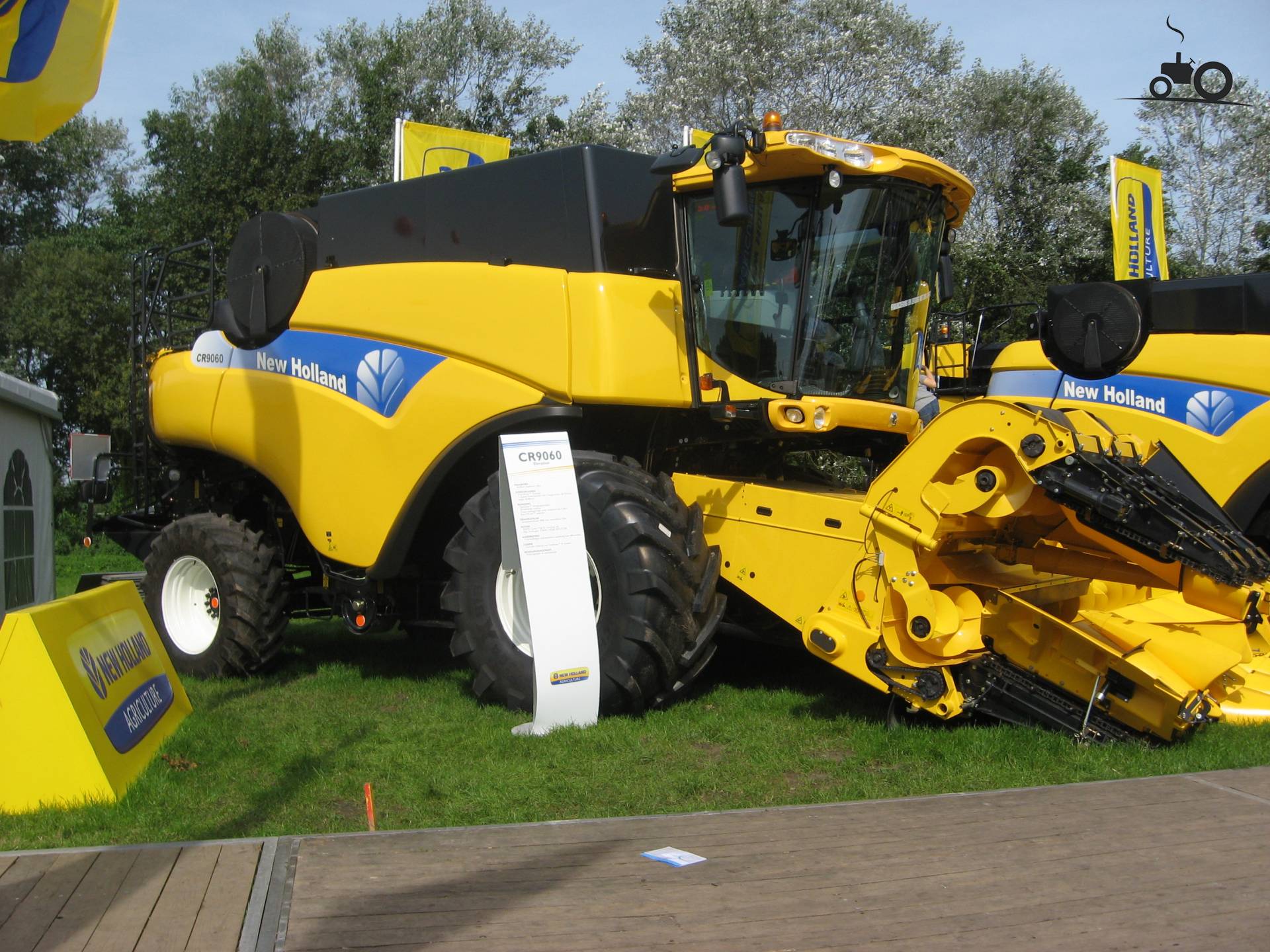 Foto New Holland CR 9060 402286