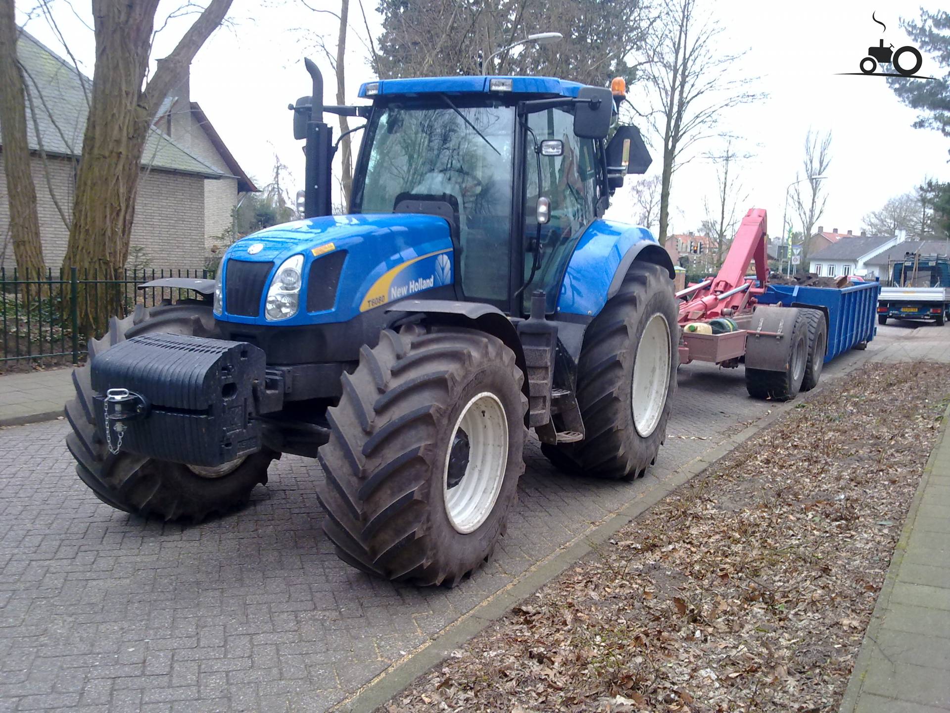 Foto New Holland T