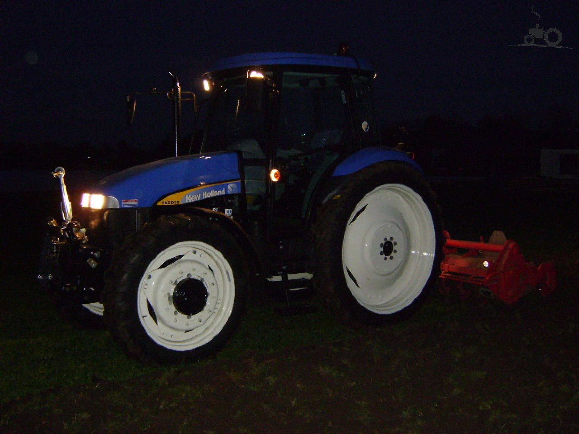 New Holland T 5030