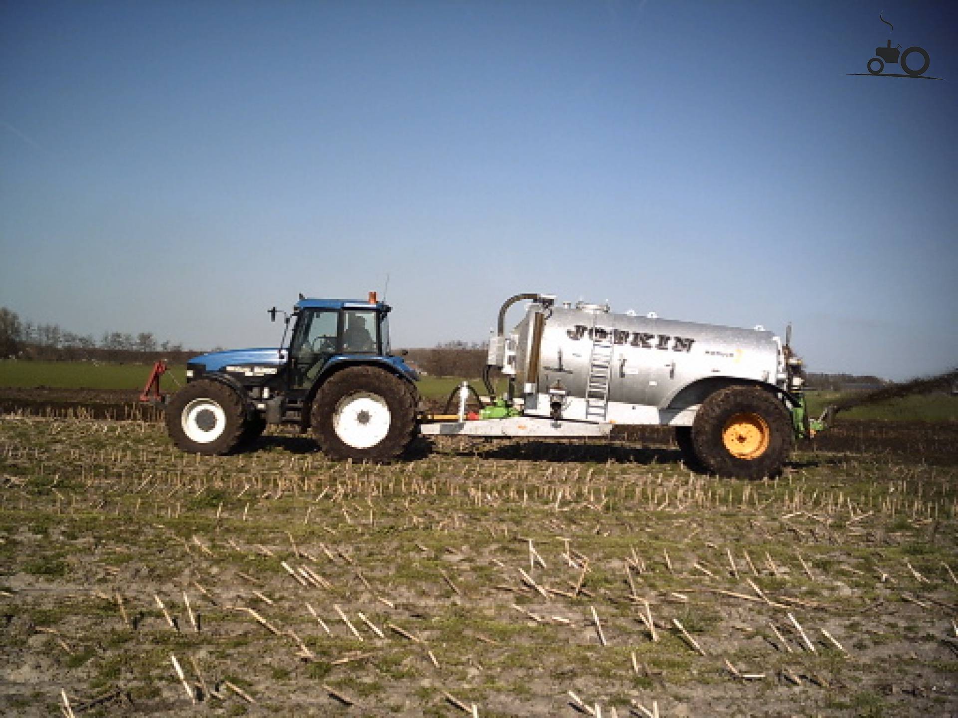 foto-new-holland-8360-5166