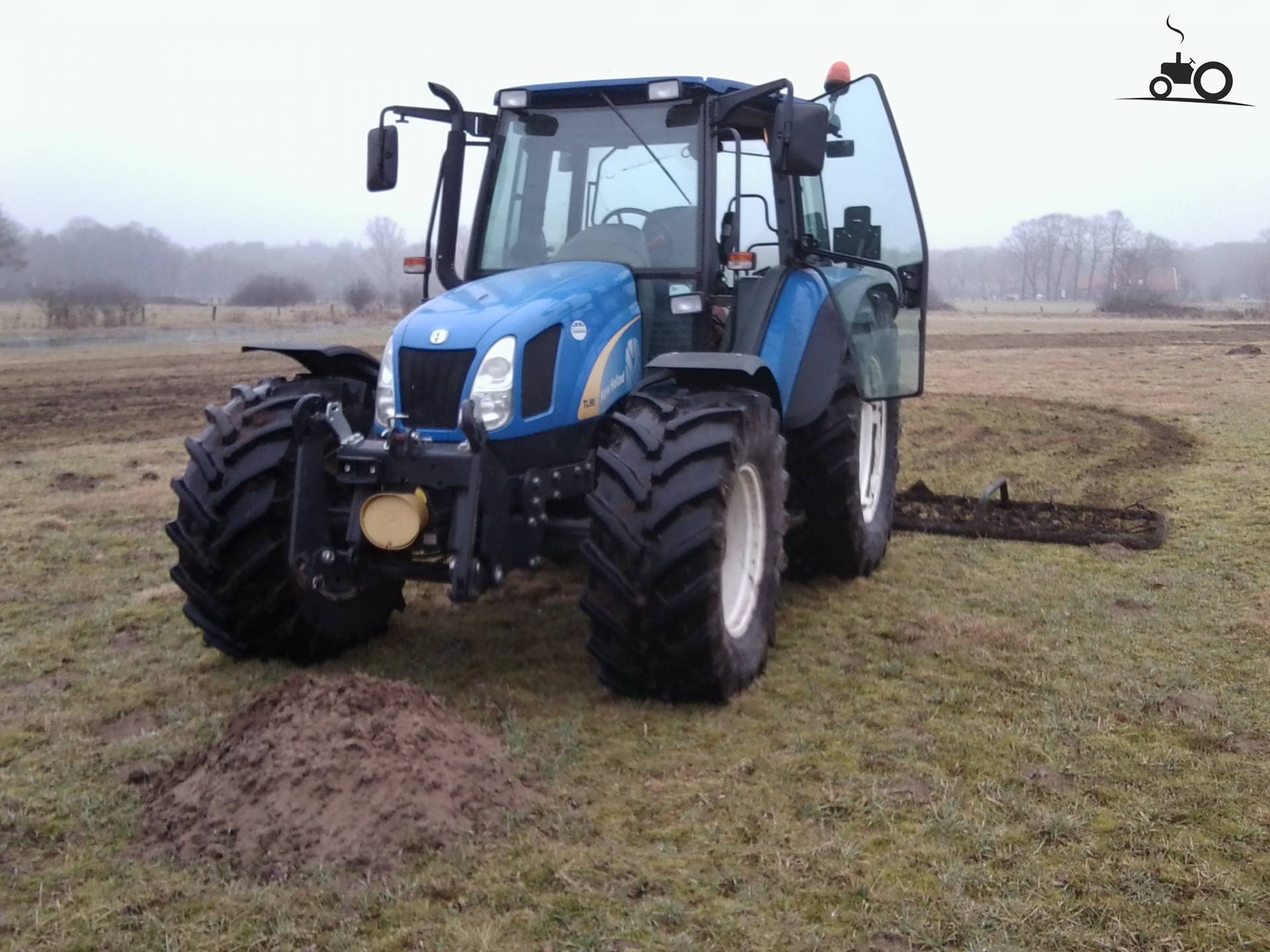 Foto New Holland Tl A