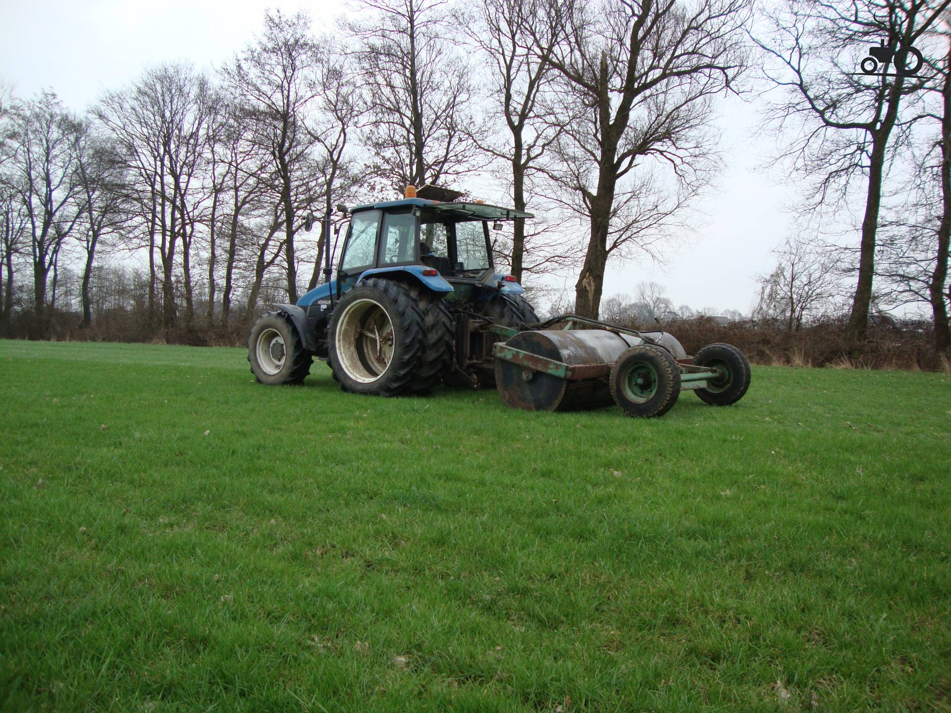 New Holland 4635 - Laatste Updates, Foto's & Video's - Pagina 1