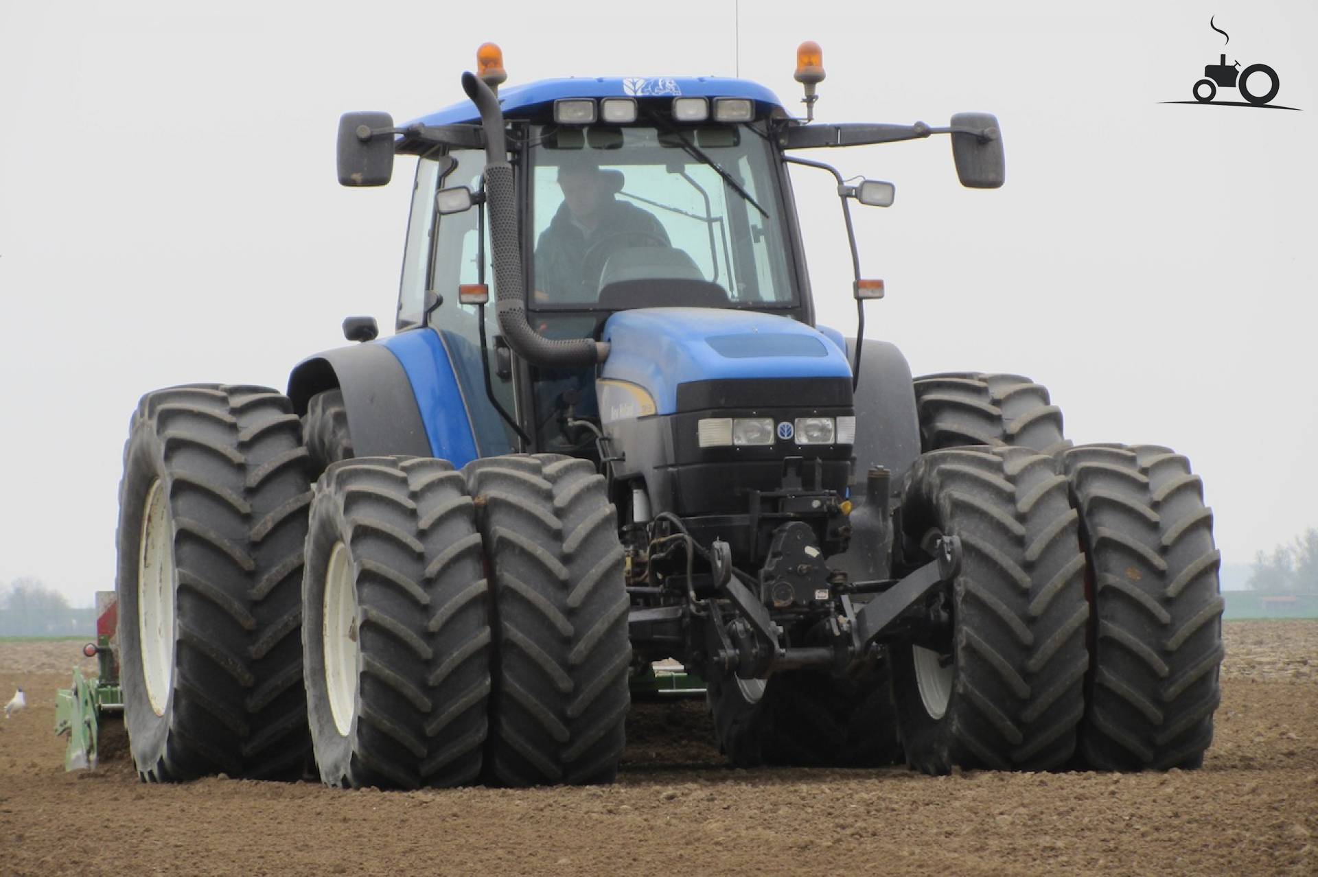 Foto New Holland TM 155 #620000