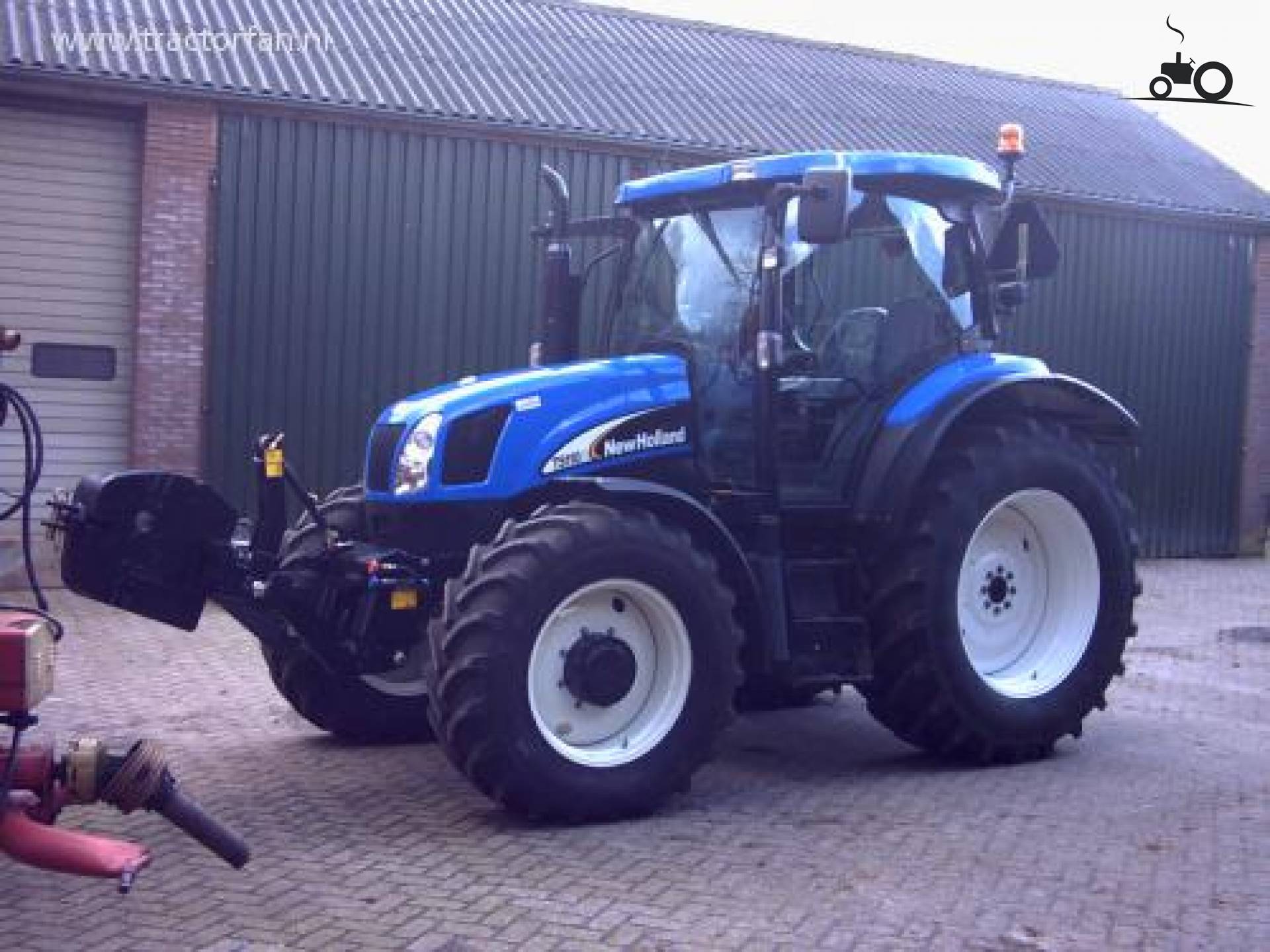 Foto New Holland TS A 829