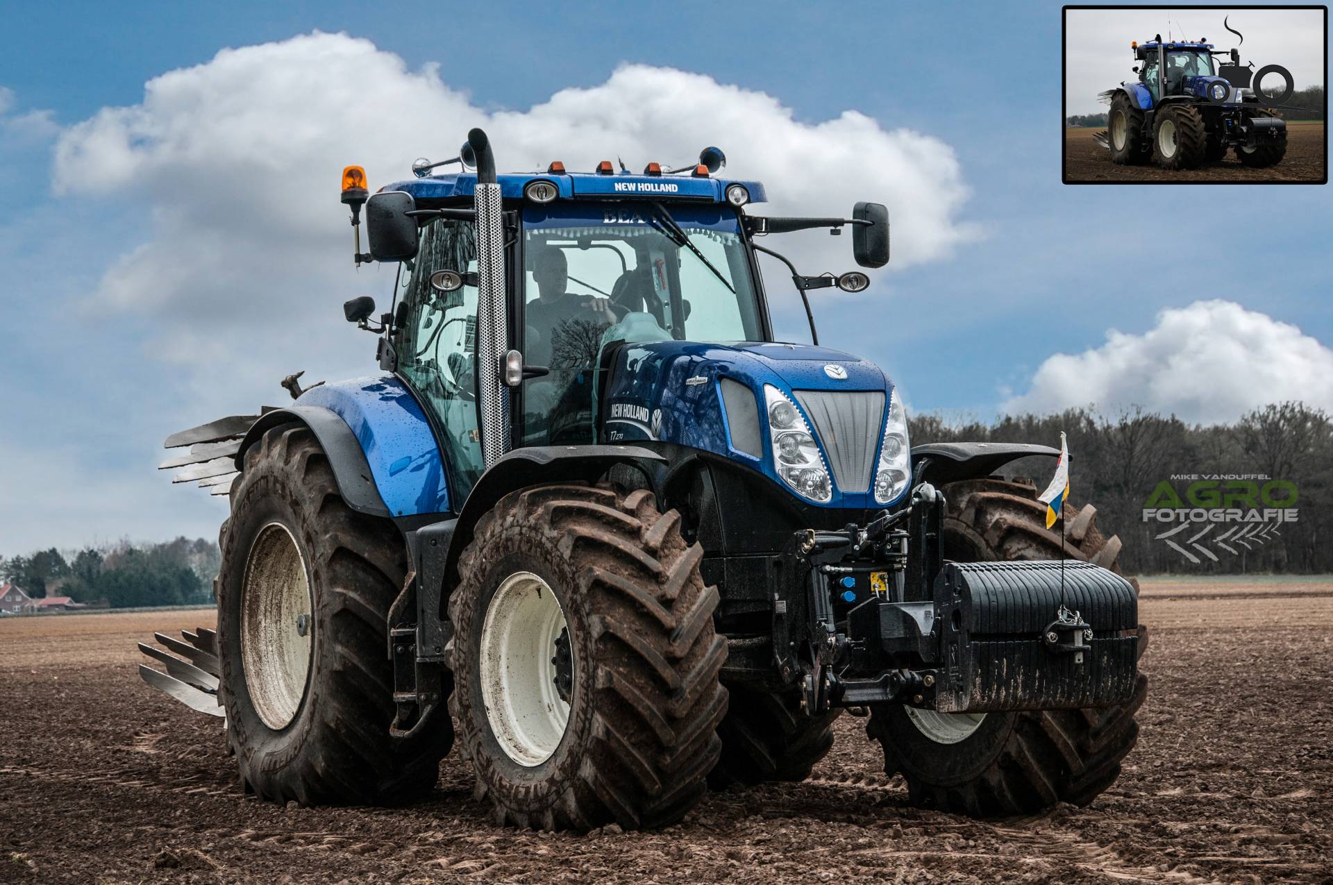 New Holland T 7.270 Tractor Coloring Page - New Holland T 7.270
