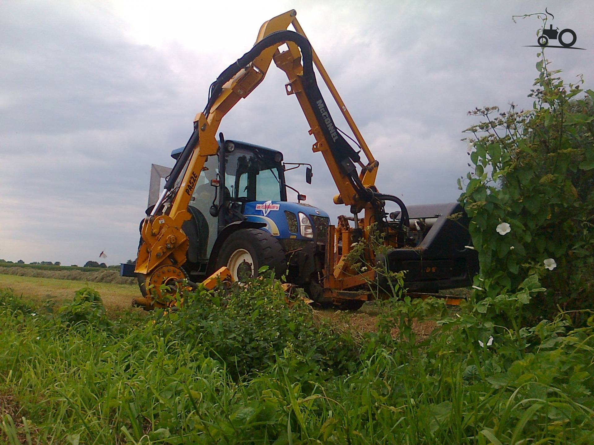 New Holland TND 95 A Fanclub - Specificaties, Foto's, Reviews & Forum