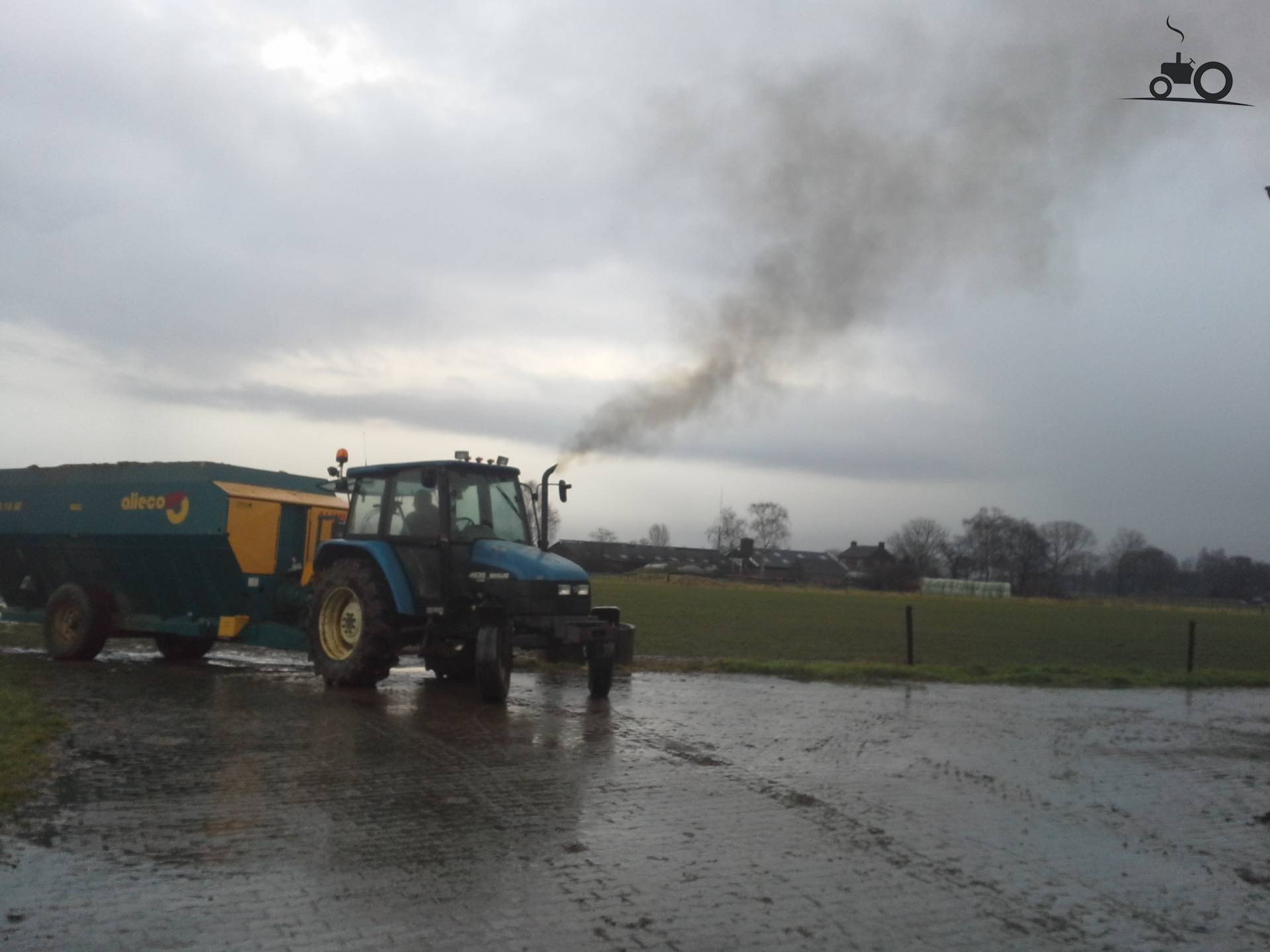 New Holland 4635 - Laatste Updates, Foto's & Video's - Pagina 1