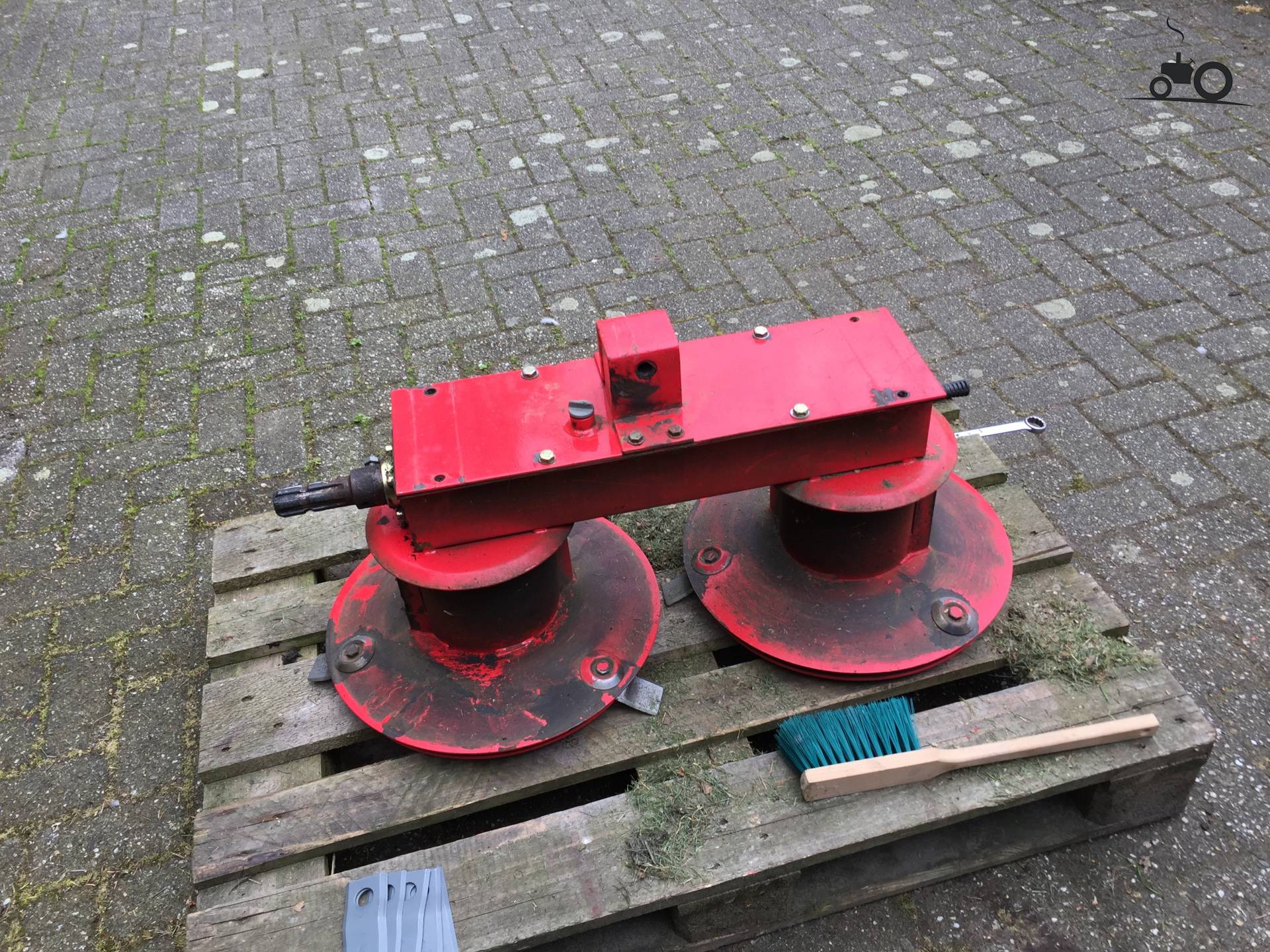 Boxer Trommelmaaier - Nachrichten, Fotos & Videos