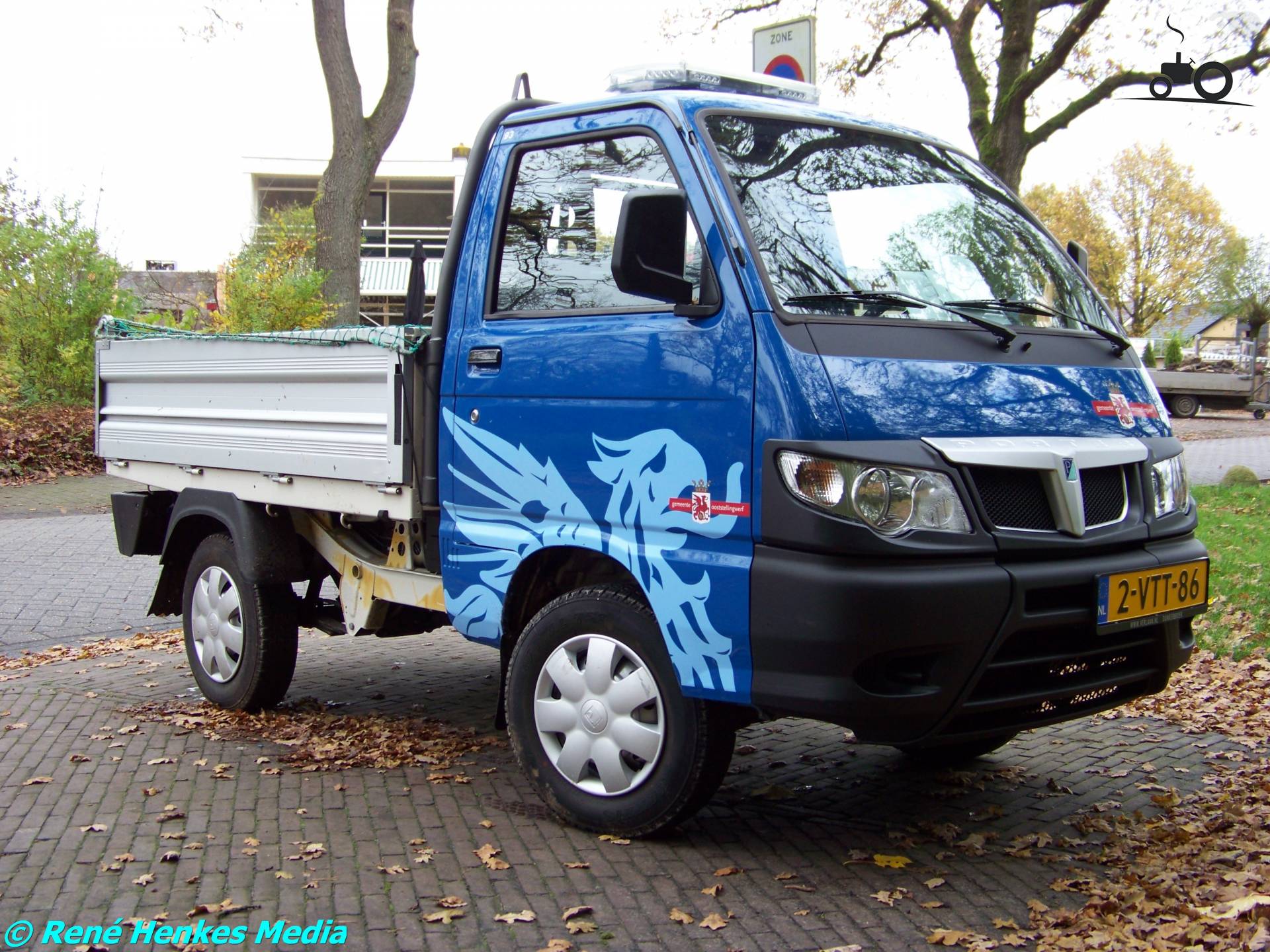 Foto Piaggio Porter van Gemeente Ooststellingwerf