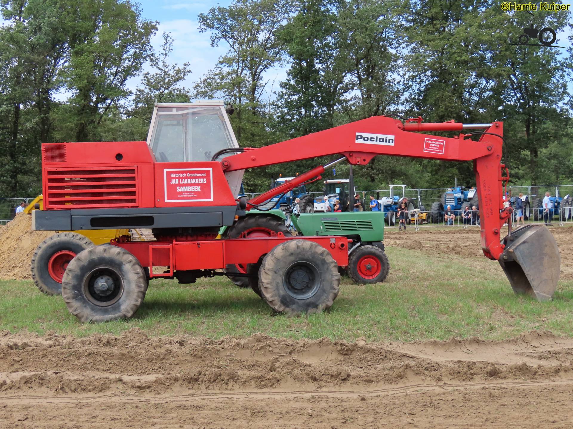 Poclain - TractorFan NL