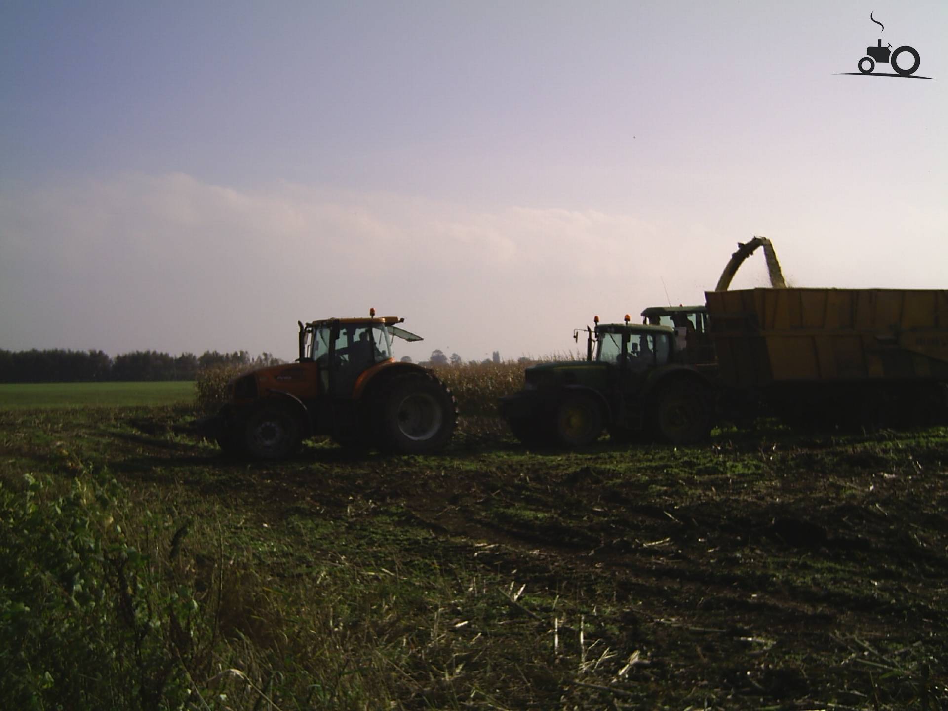 Miniature Tracteur RENAULT Ares 816 RZ avec masse avant UNIVERSAL HOBBIES UH6729