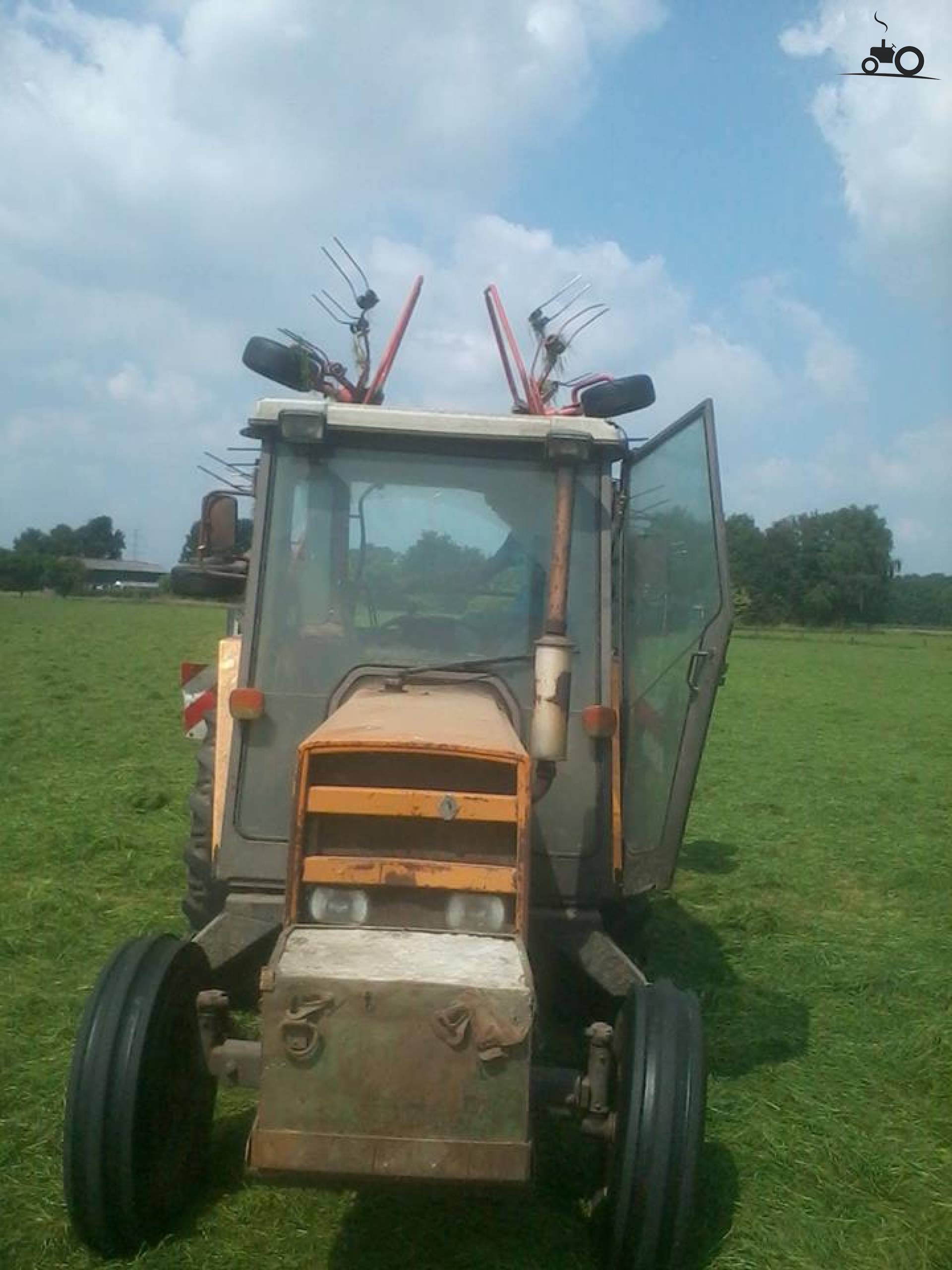 Renault 461 - France - Tracteur image #817514