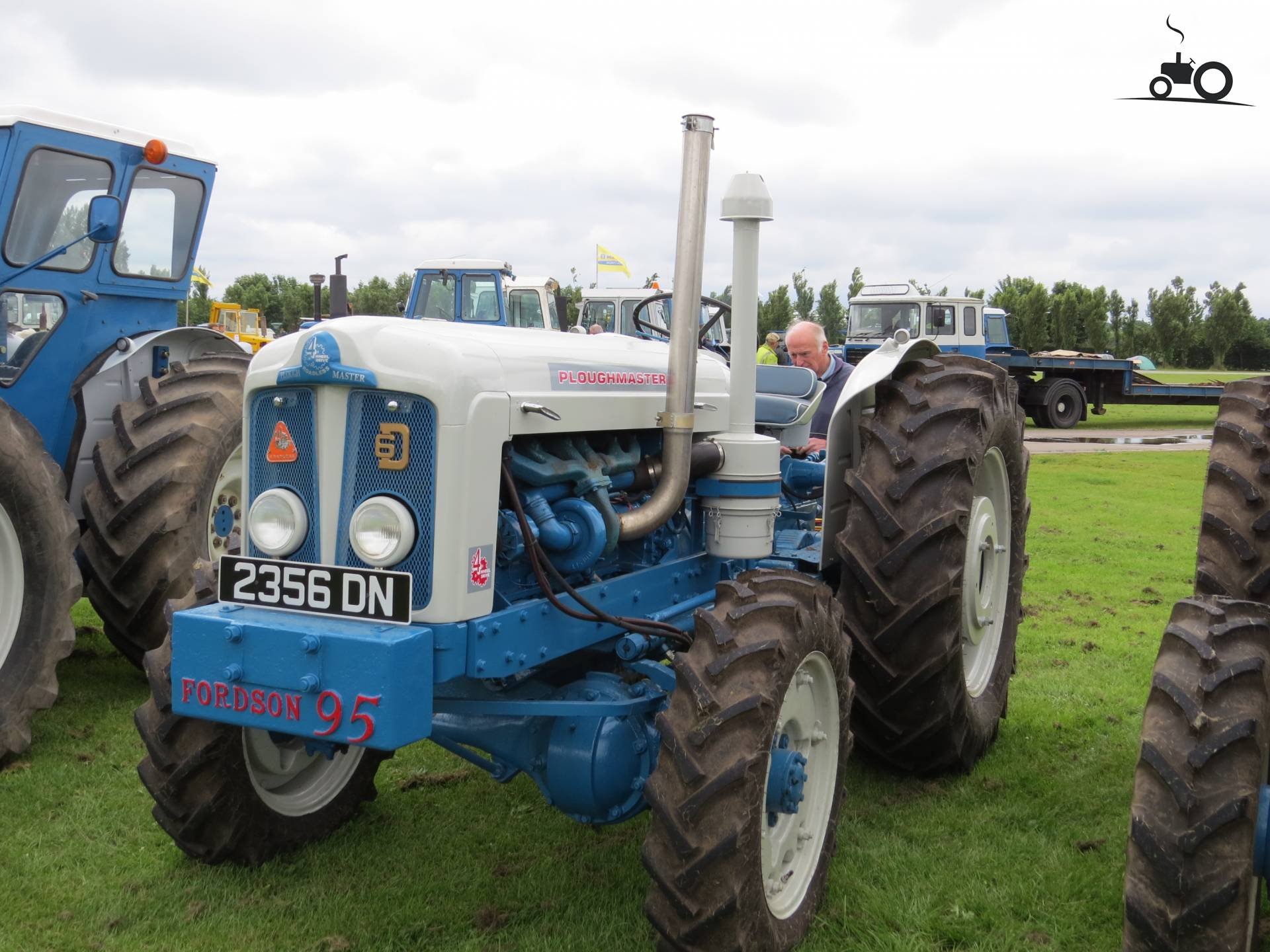 Foto Roadless Ploughmaster