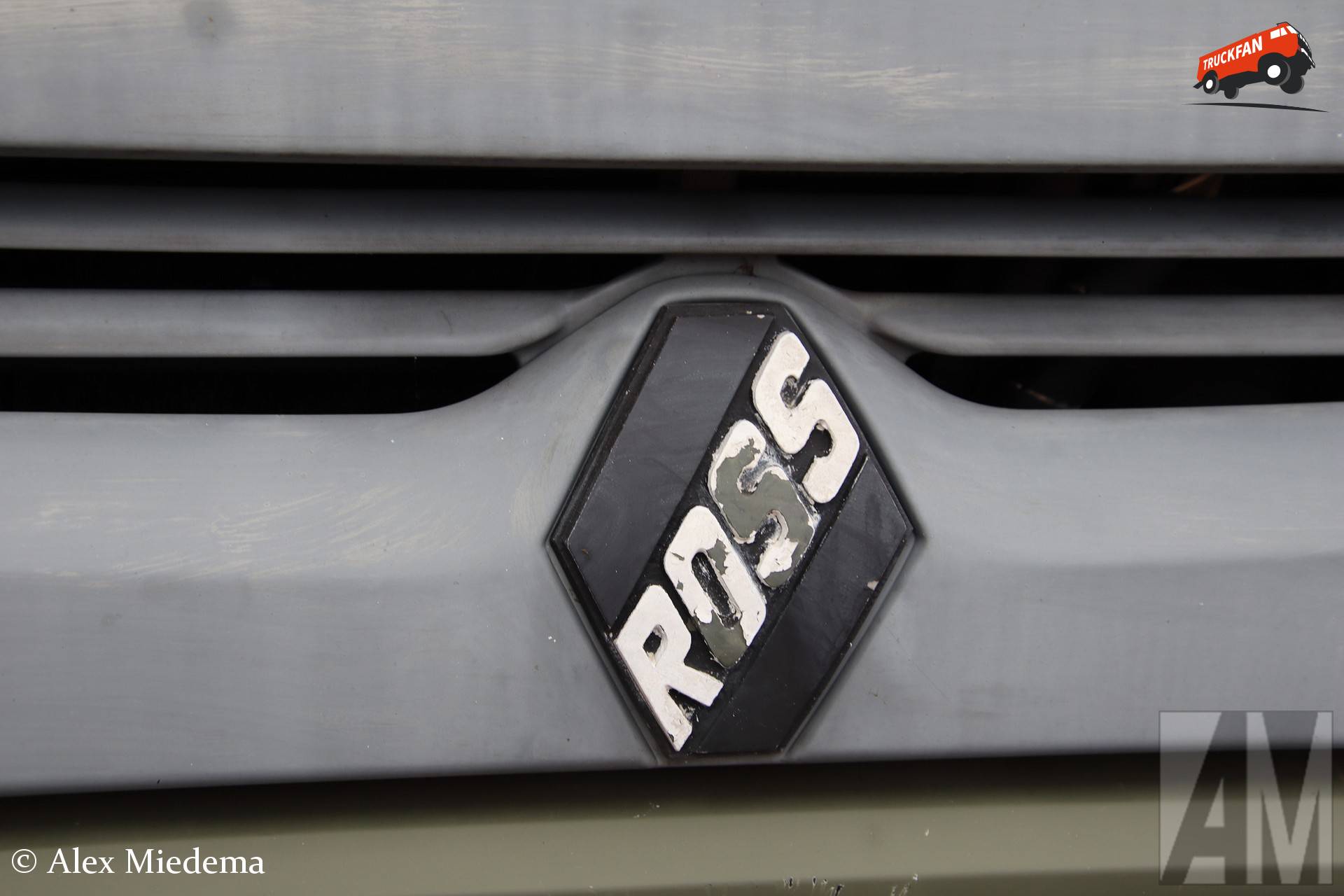 Ross R 210 Specifications - Full Technical Data