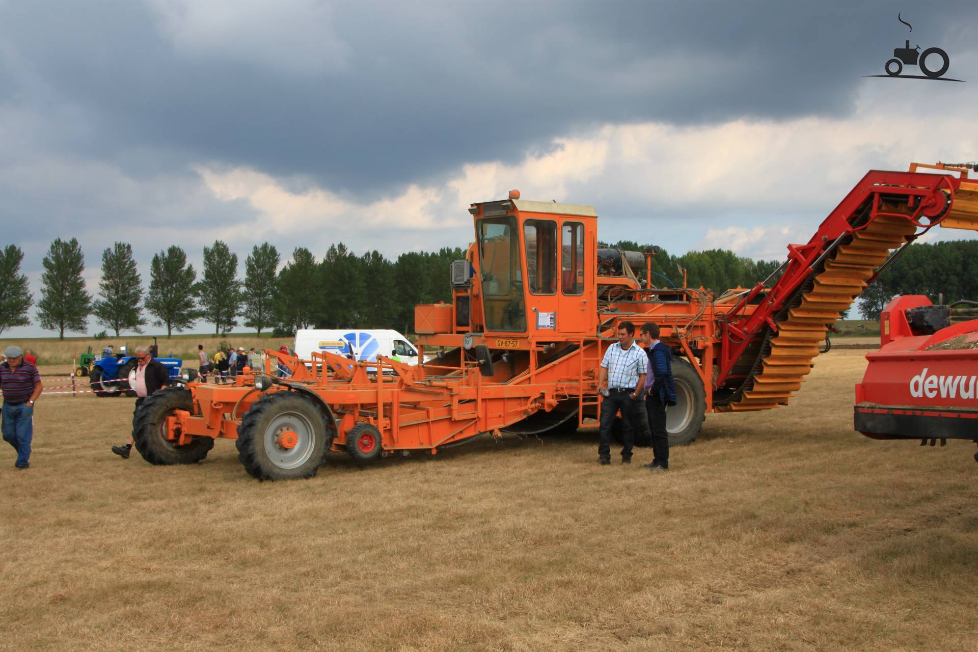 RVL - TractorFan