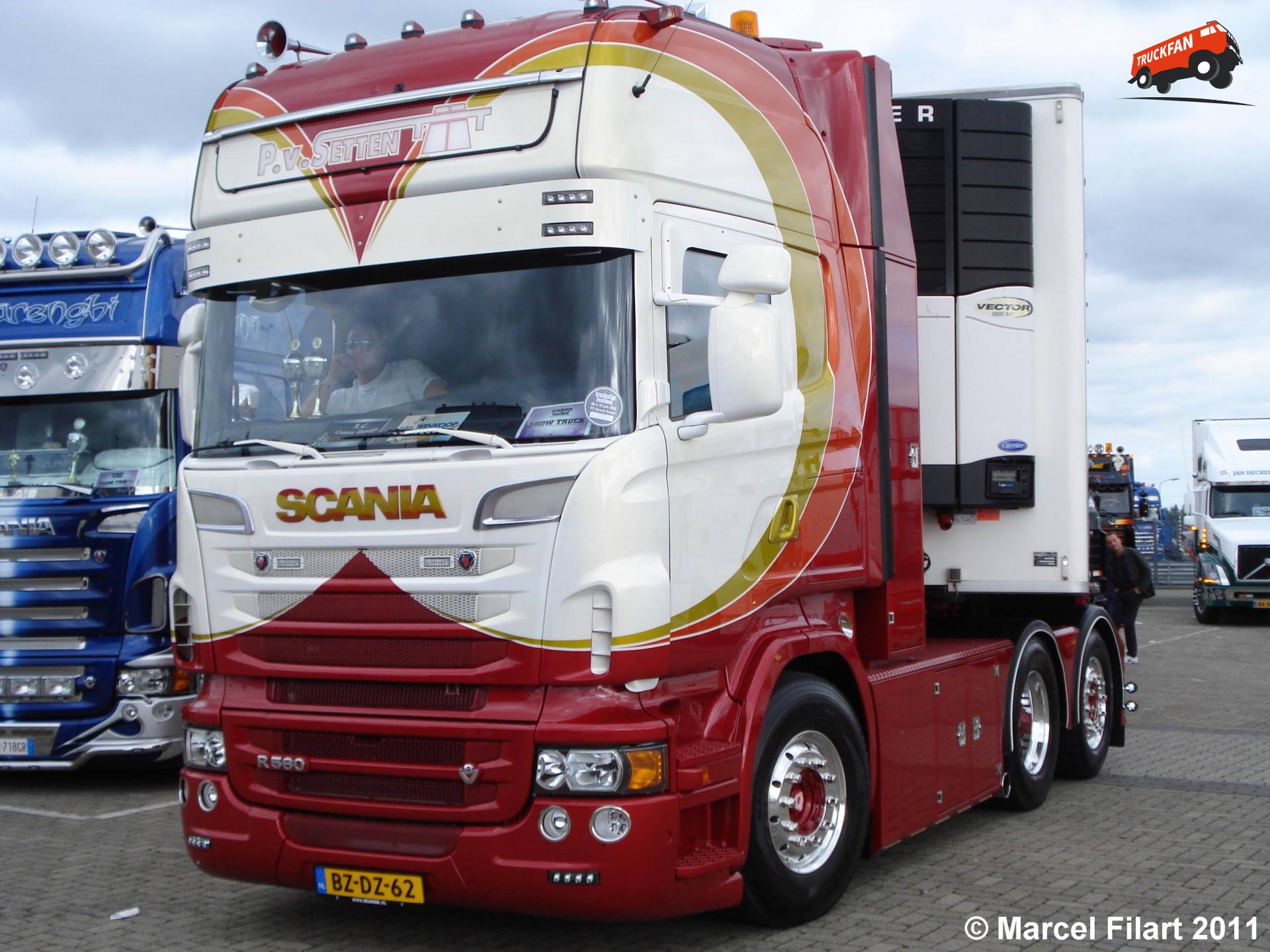 Scania R560