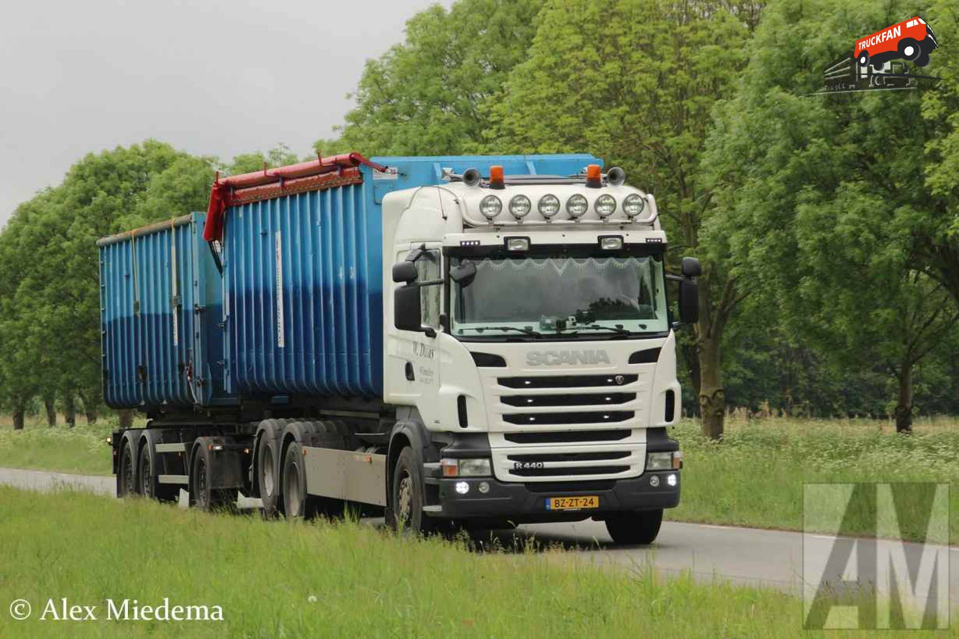 Scania R440