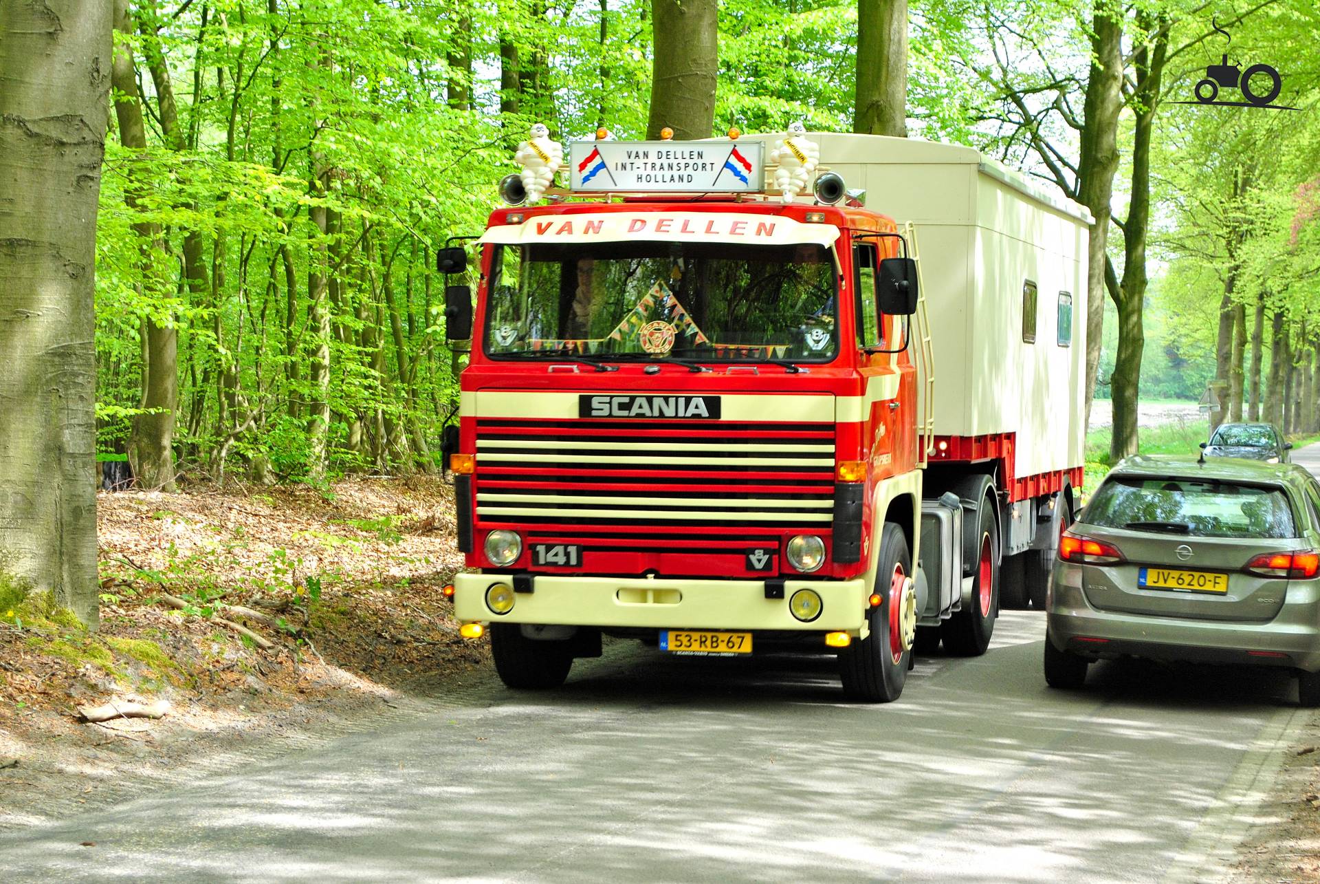 Transportbedrijf van Dellen B.V. - TruckFan