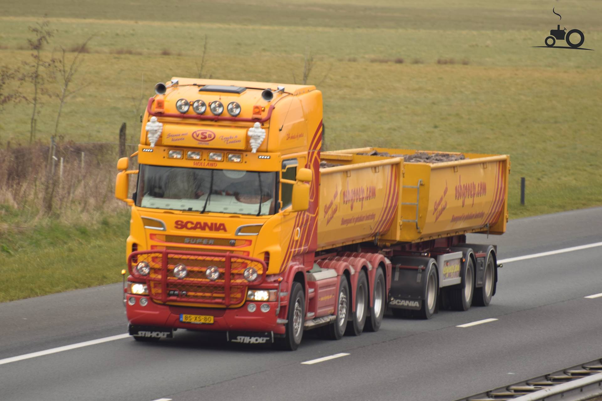 Scania R560