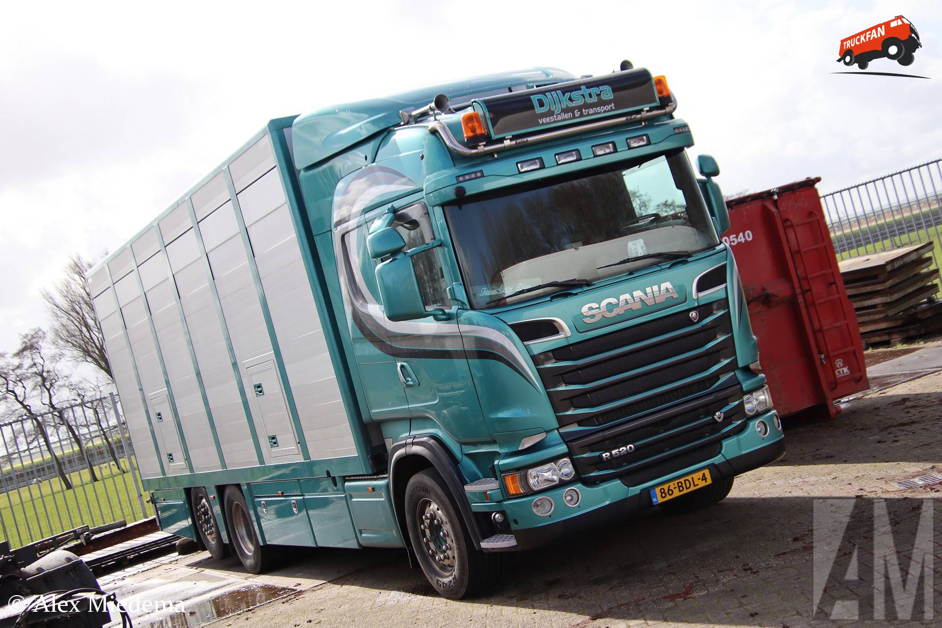 Scania R520