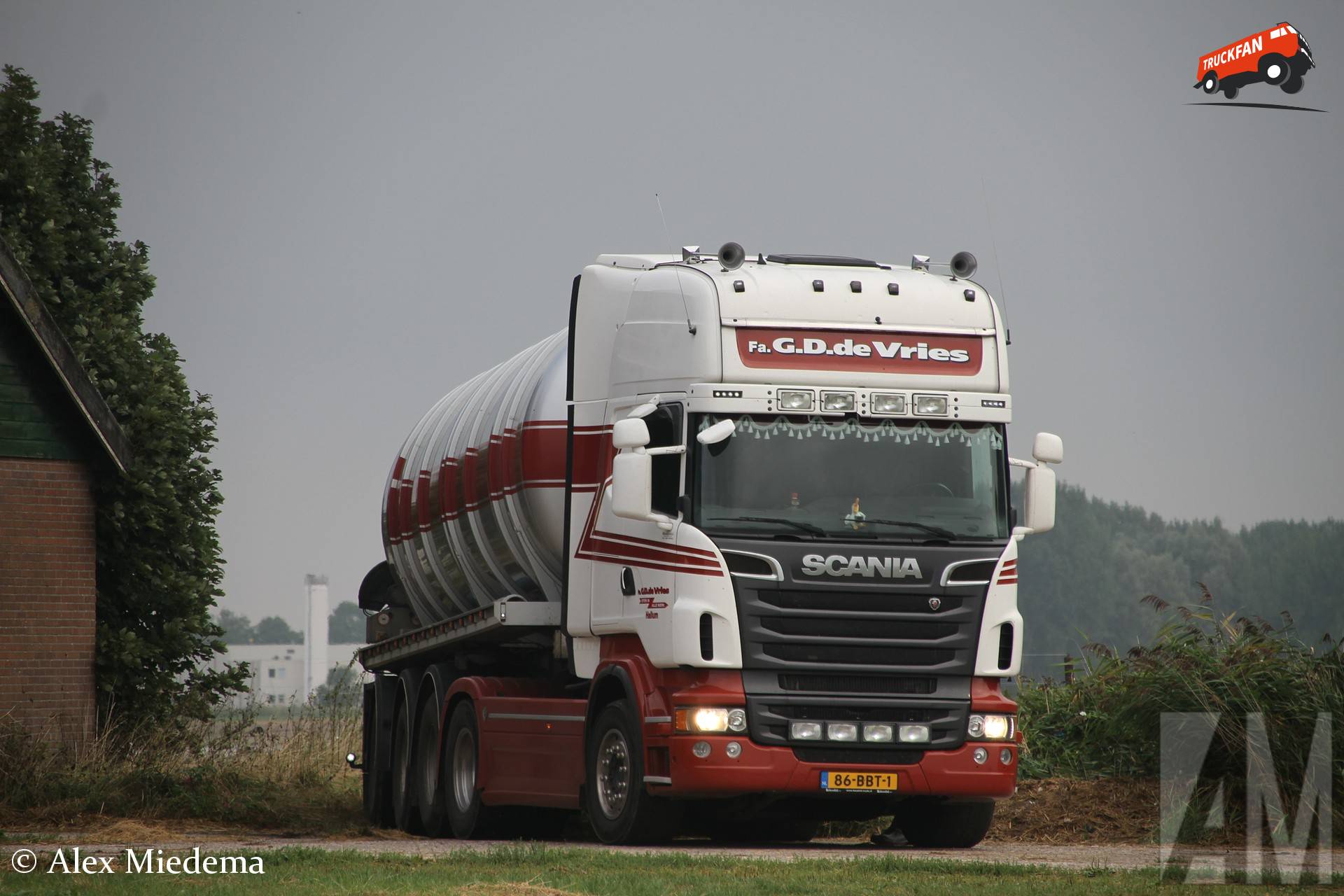 Scania R500