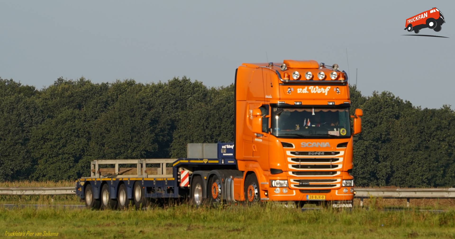 Scania R490