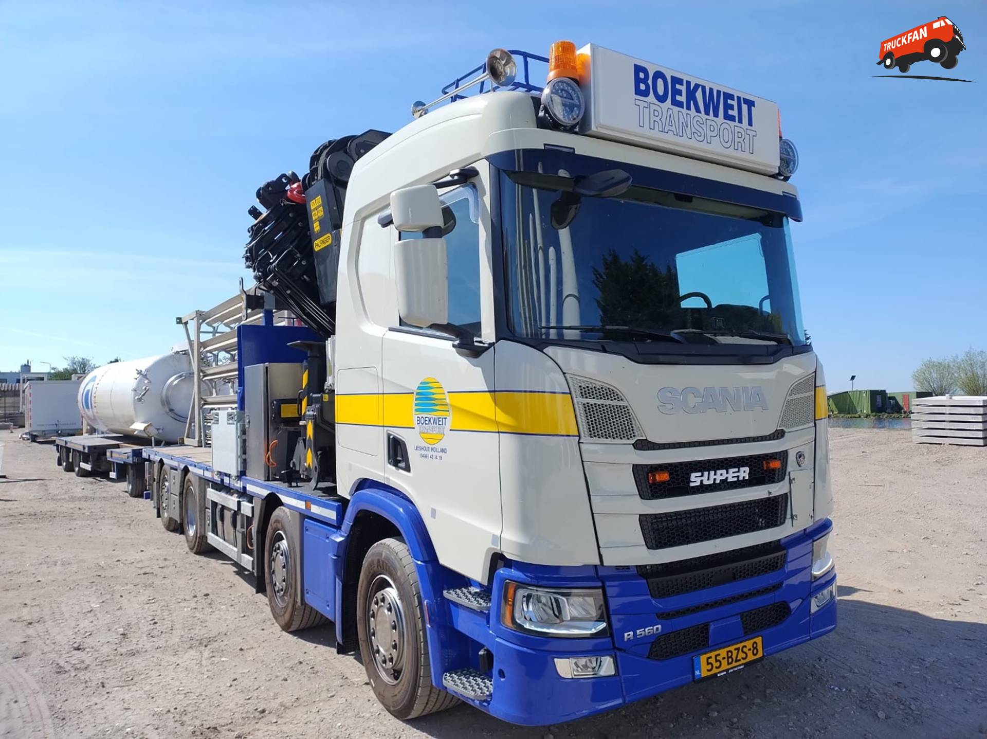 Scania R560