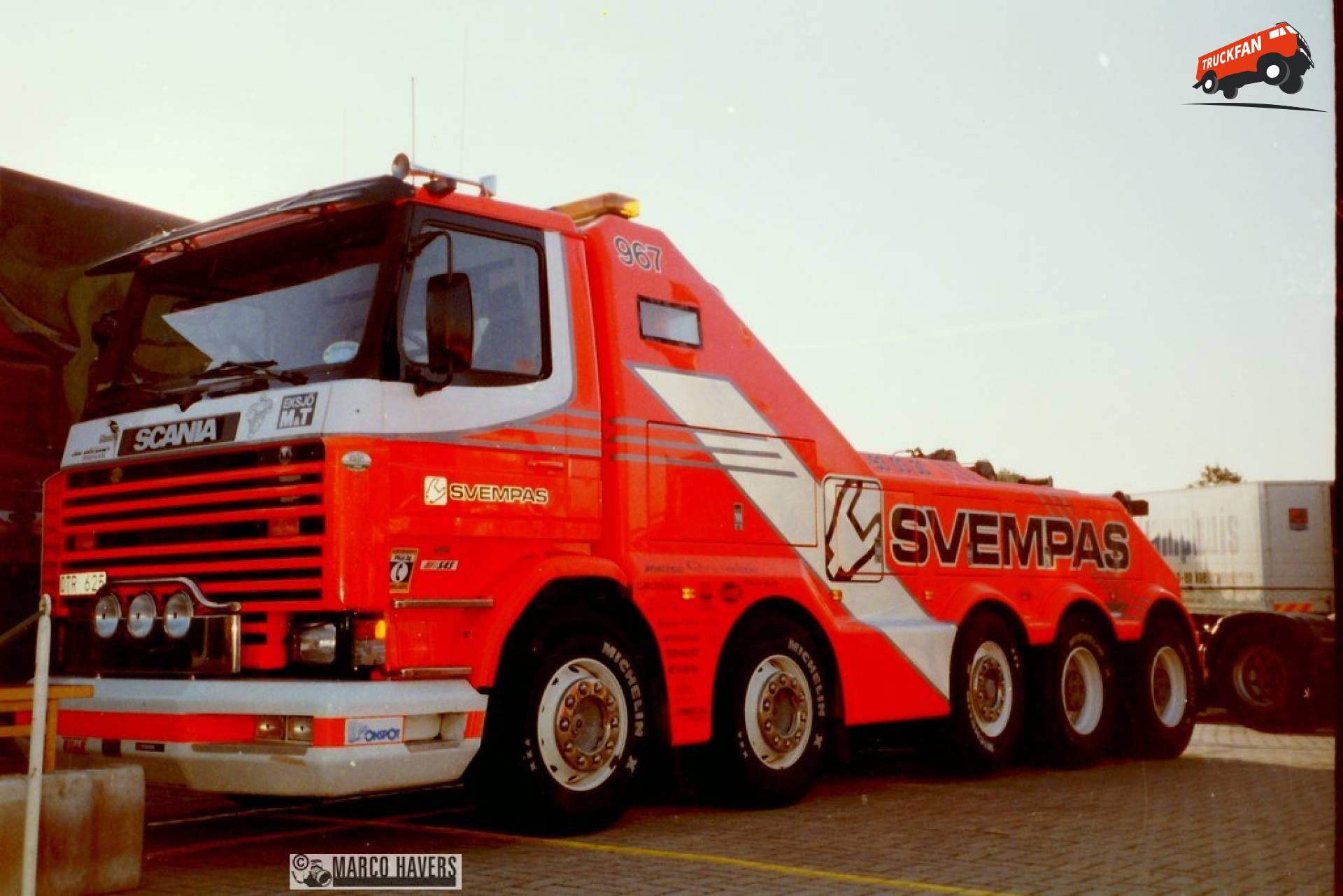 Scania 143