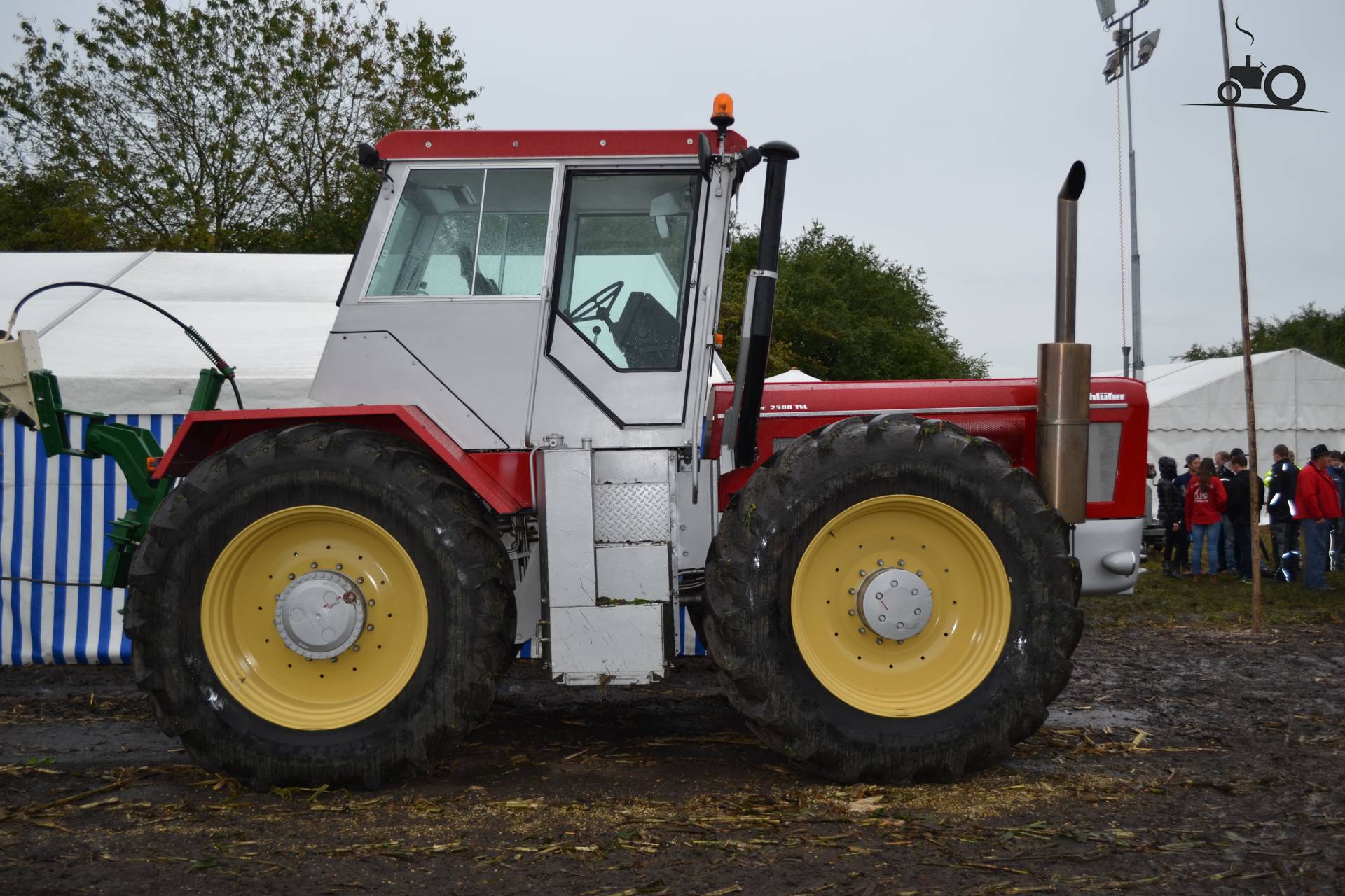 Foto Schlüter Profi-Trac 2500 VL #1195966