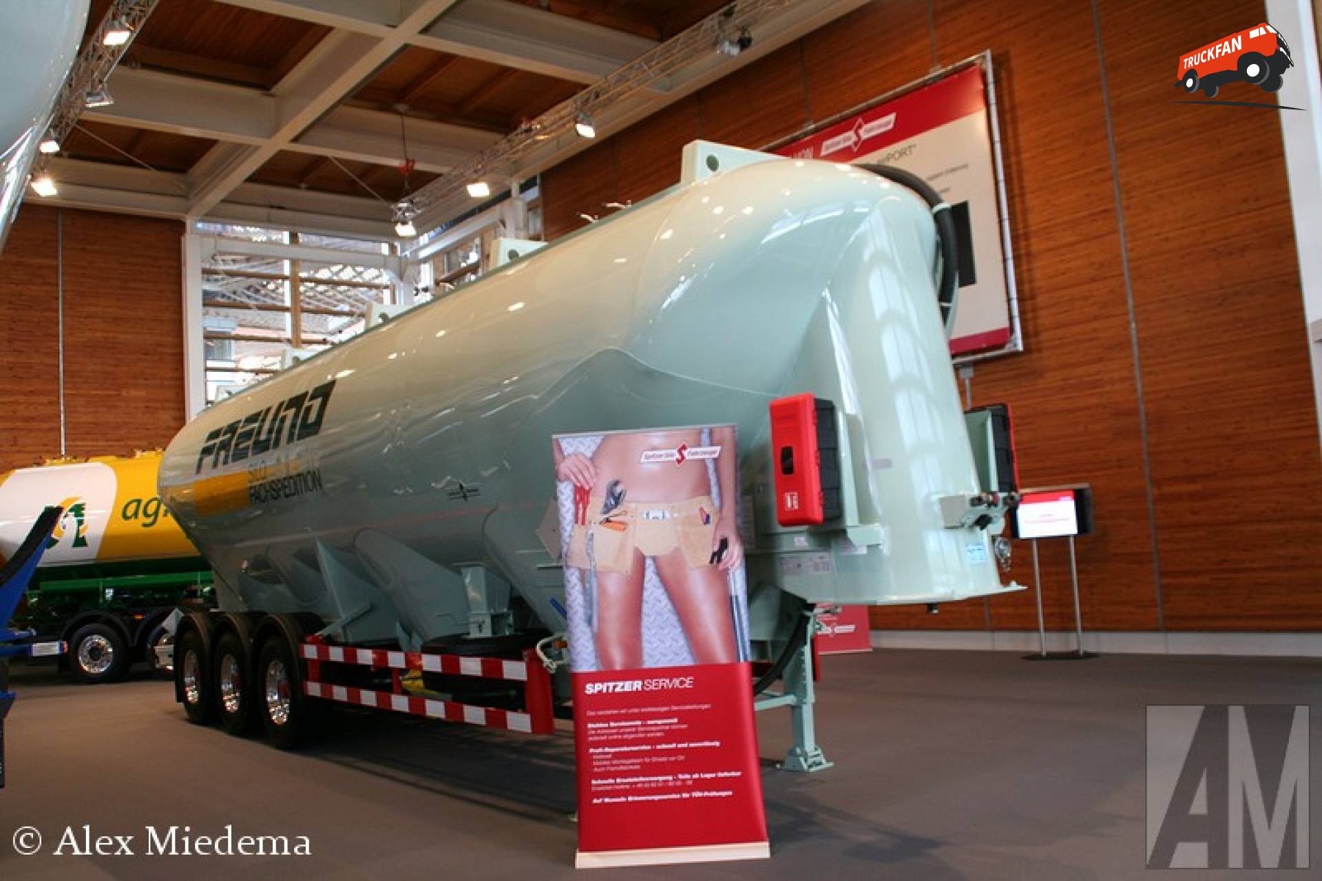 Spitzer bulktrailer Fan Club - Specs, Photos, Reviews & Forum