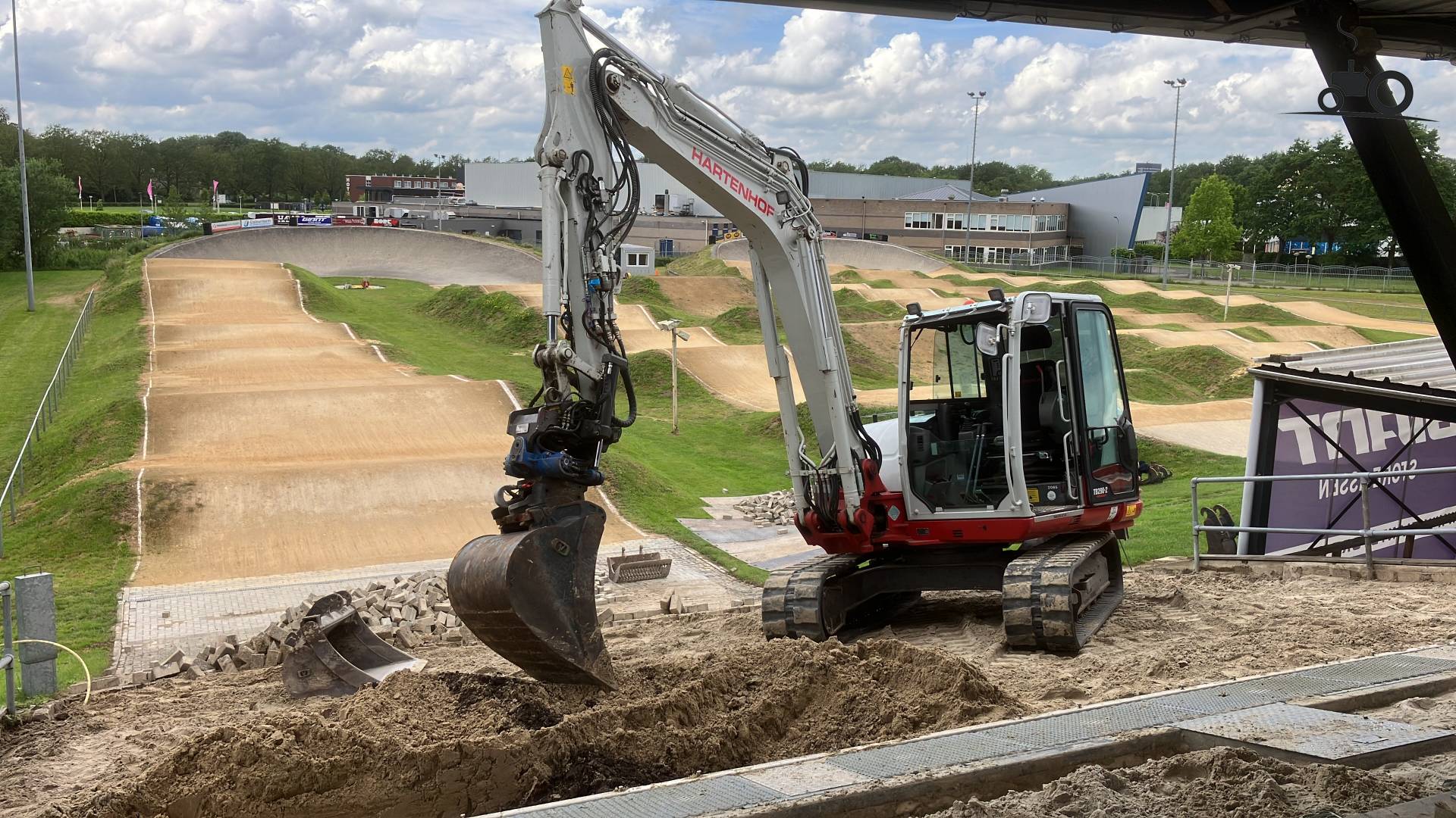 Foto Takeuchi Tb Van Gebr Hartenhof Bv