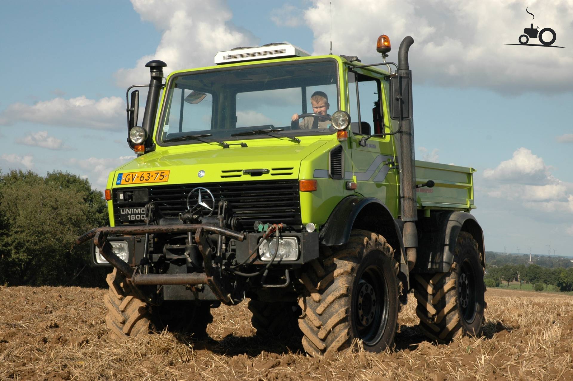 Unimog 1600 - United Kingdom - Tractor picture #63284