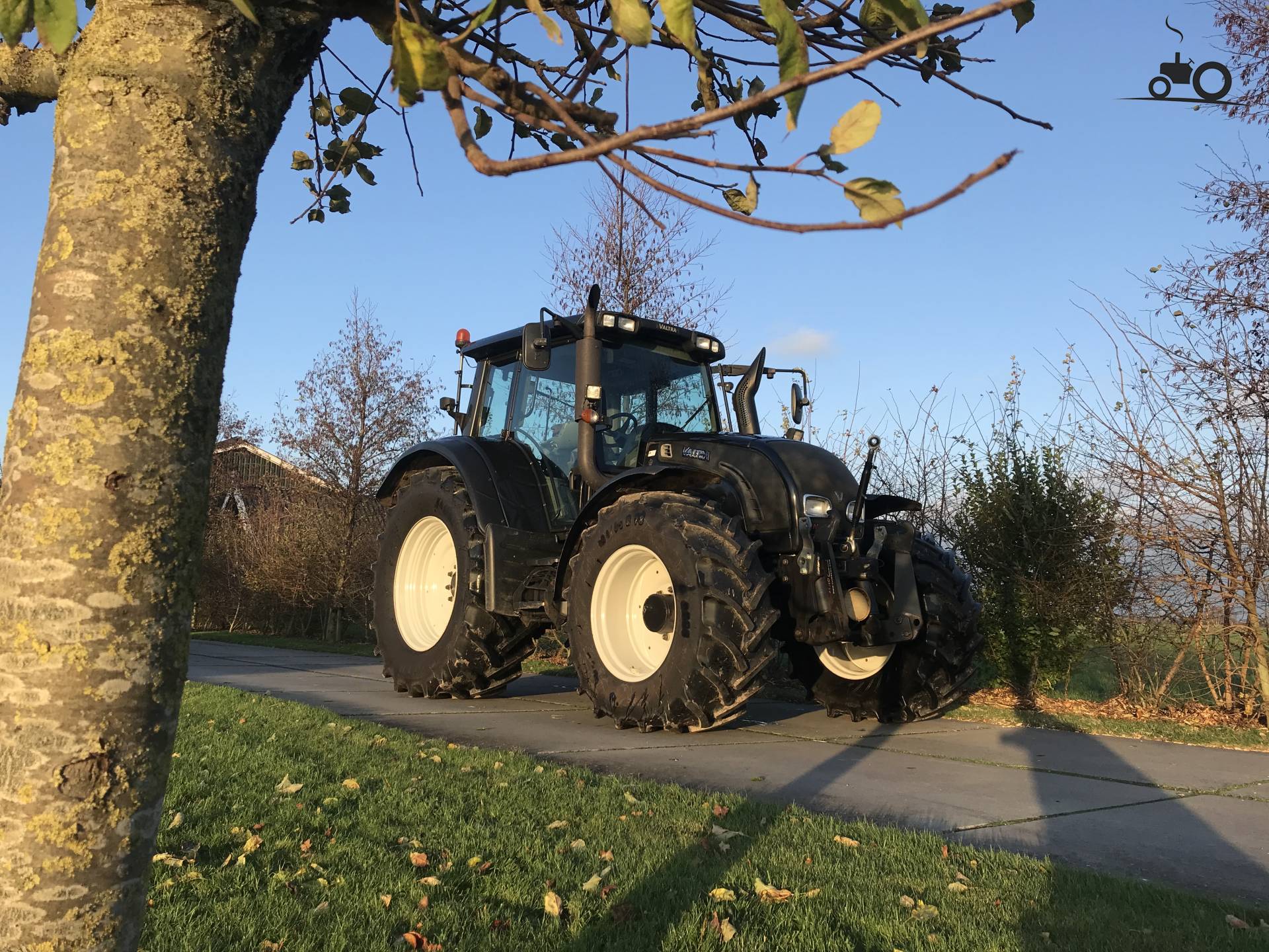 Valtra N142 Deutschland Traktor Foto 1448849 0096